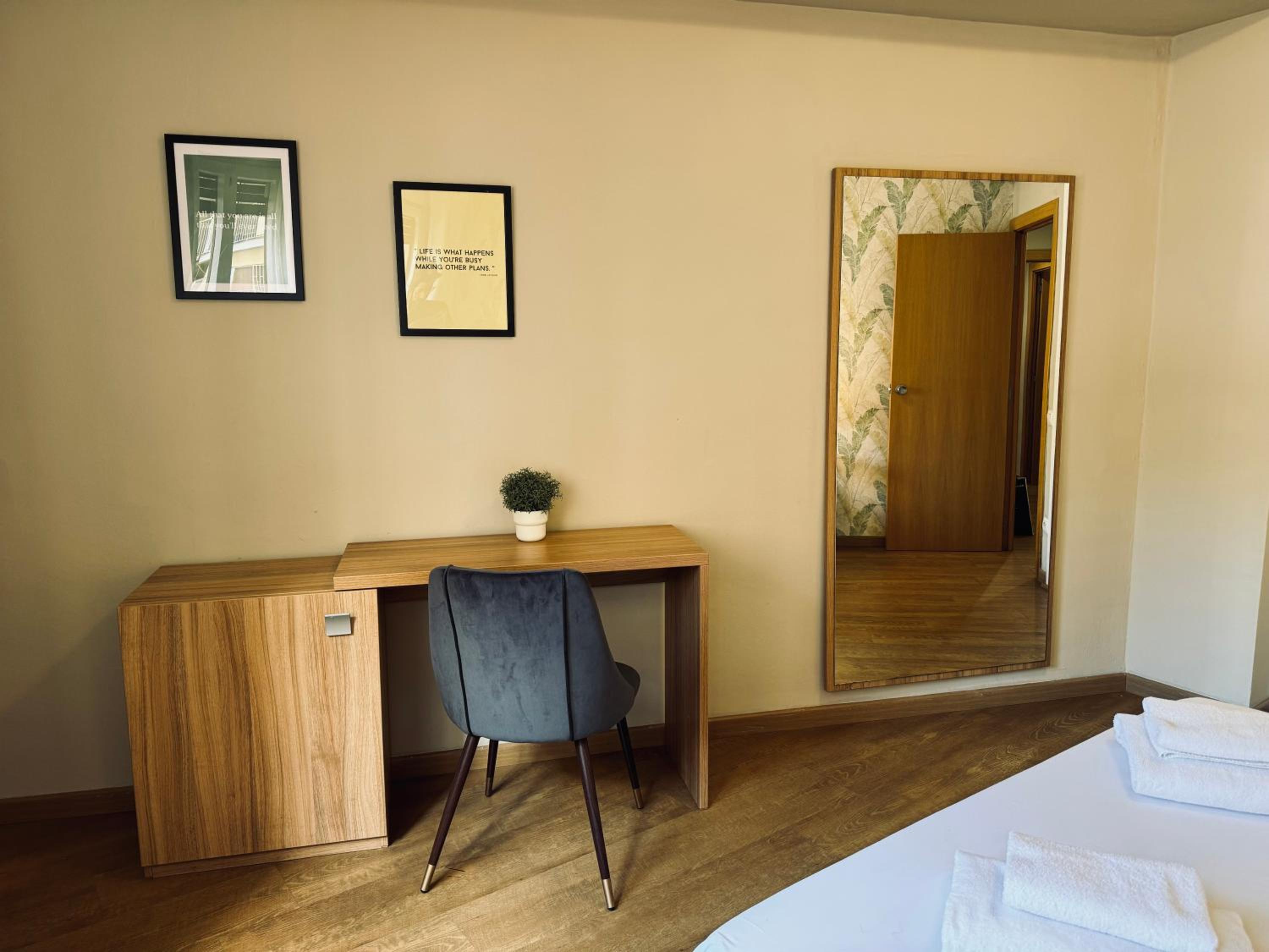 hotel room