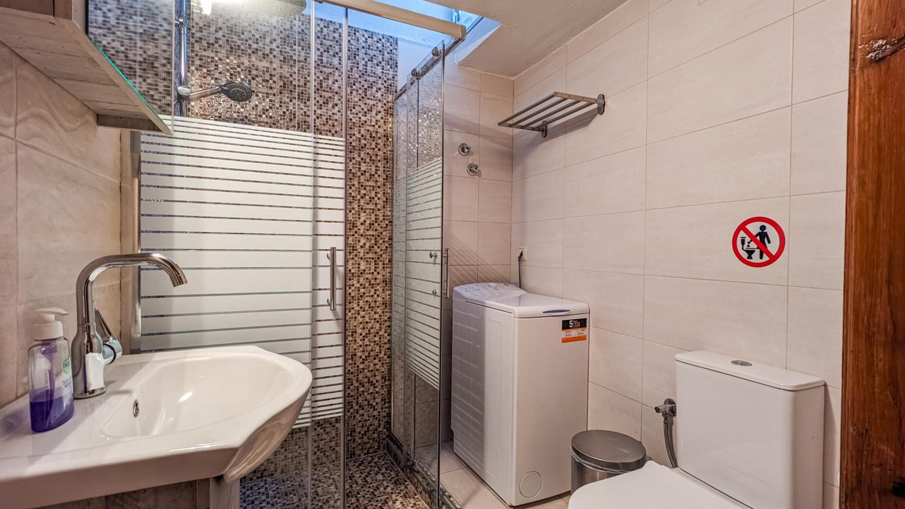 YRIDA HOME in Pelion 1 view 2