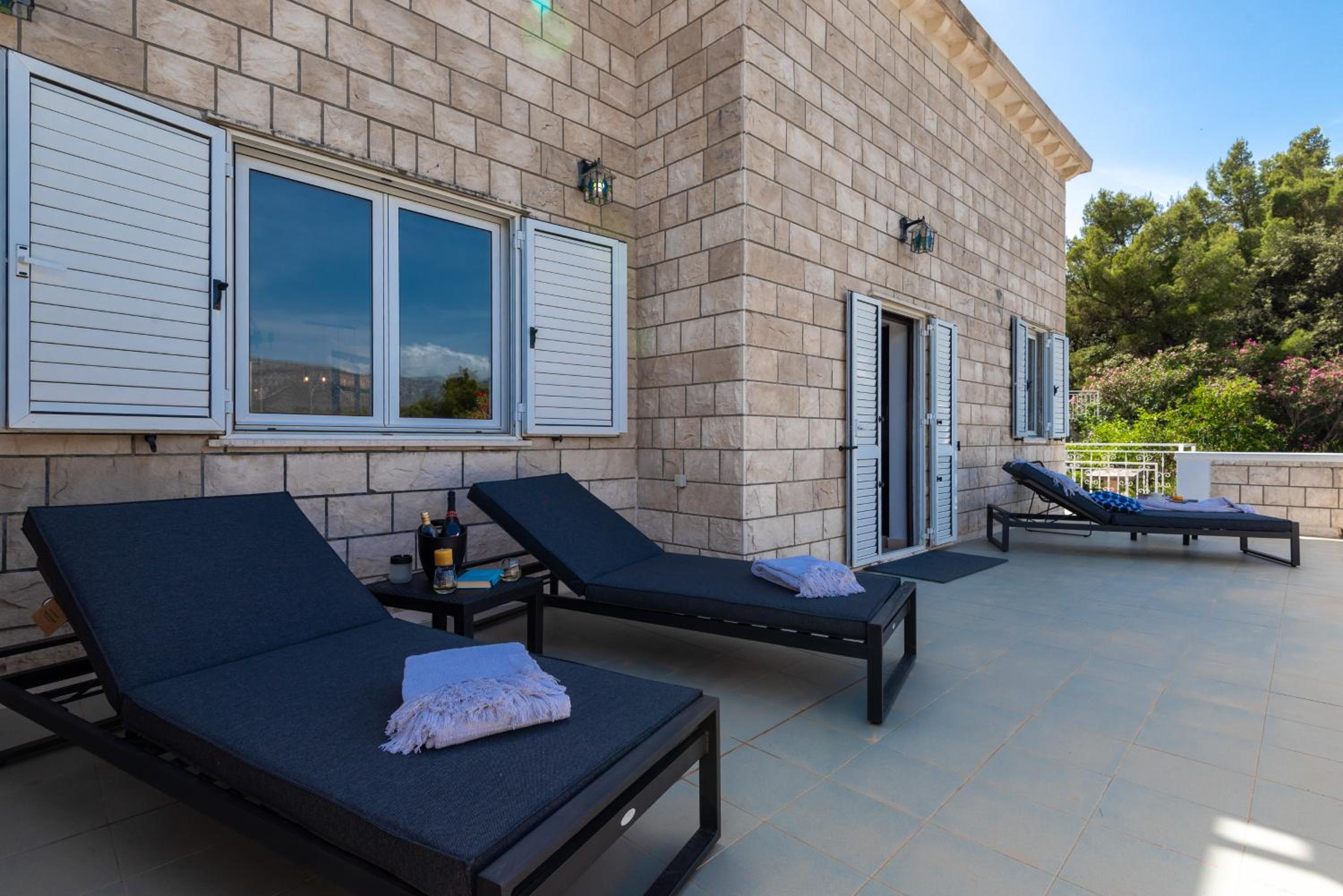 Villa Elixir