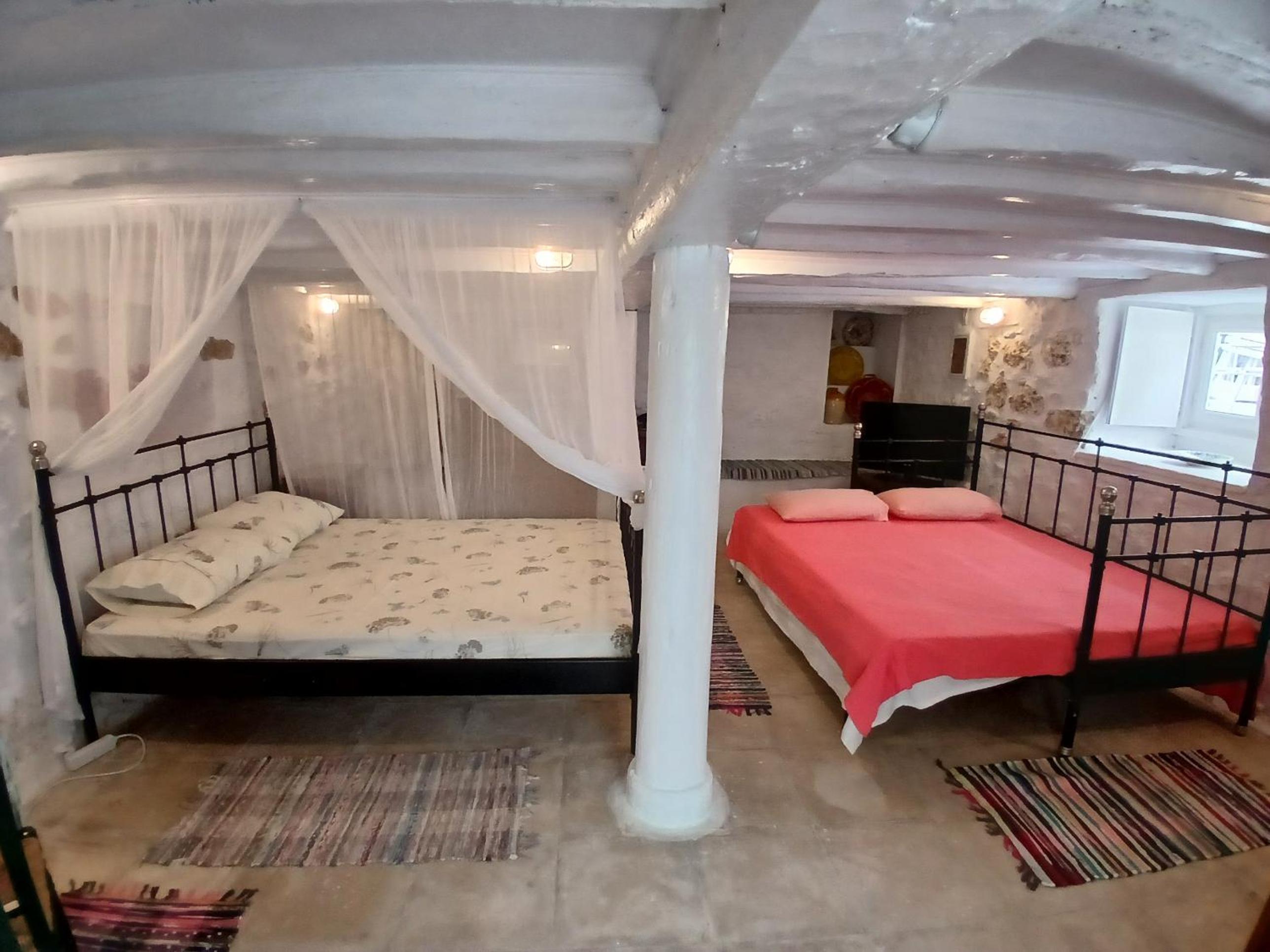 Zazani traditional house photo 3