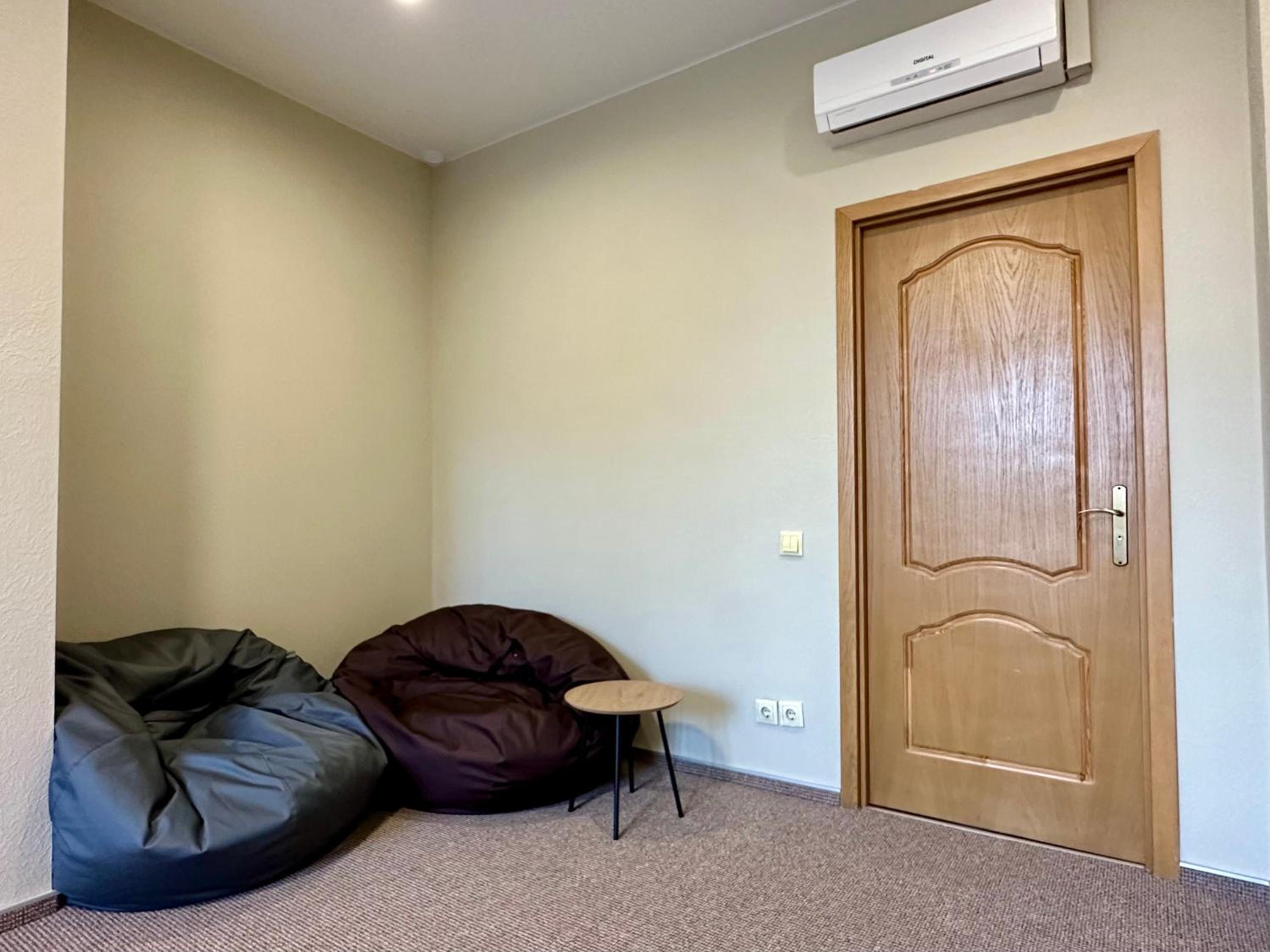 4Room Hostel view 4