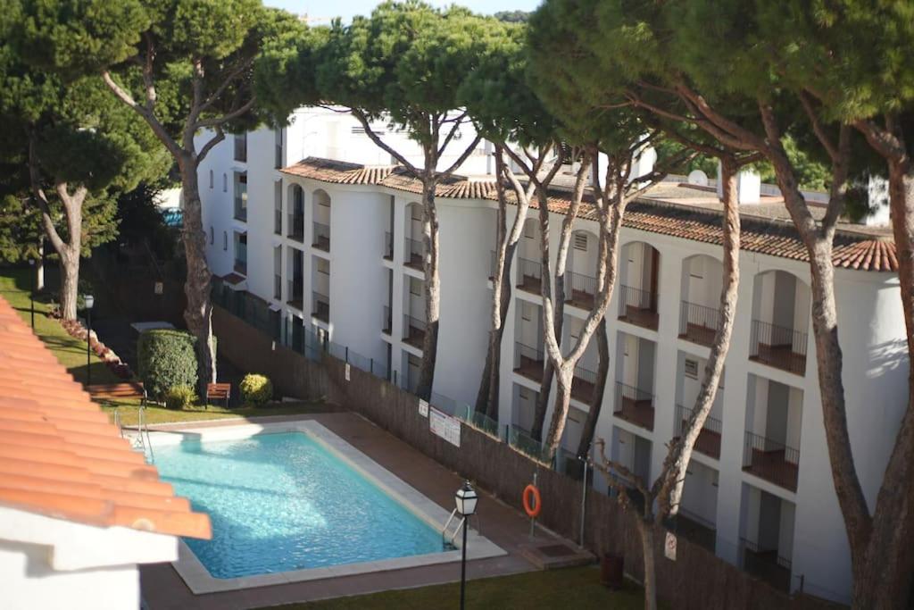 Quiet Studio in Fenals with Balcony, Pool and Workspace for Medium-Term Rental view 5