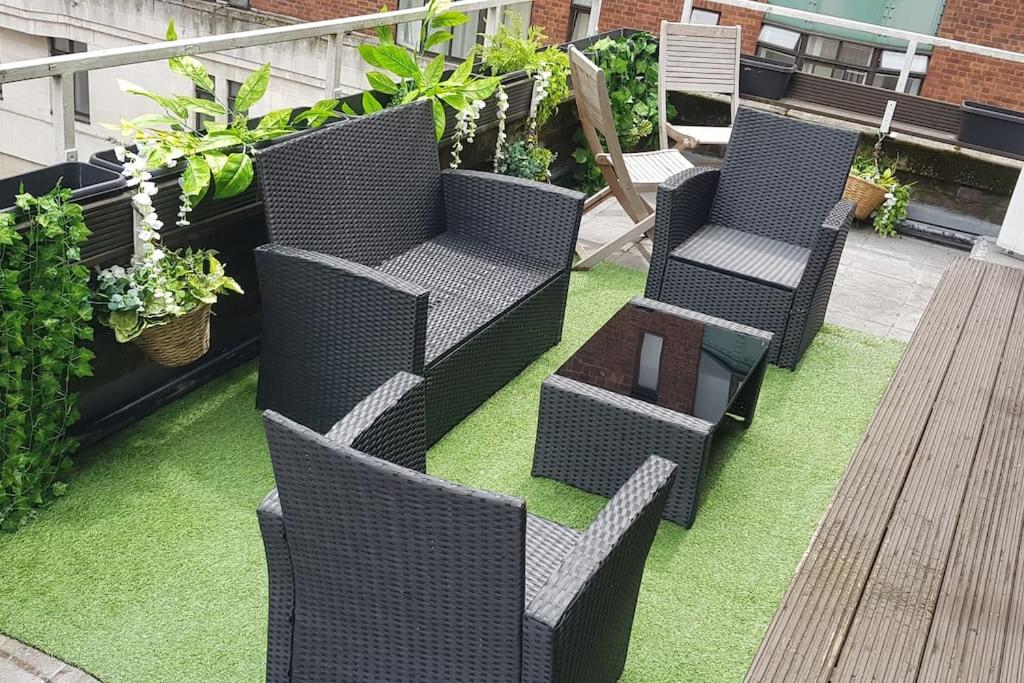 Studio apt with HUGE balcony near Oxford st - Marble arch - HydePark