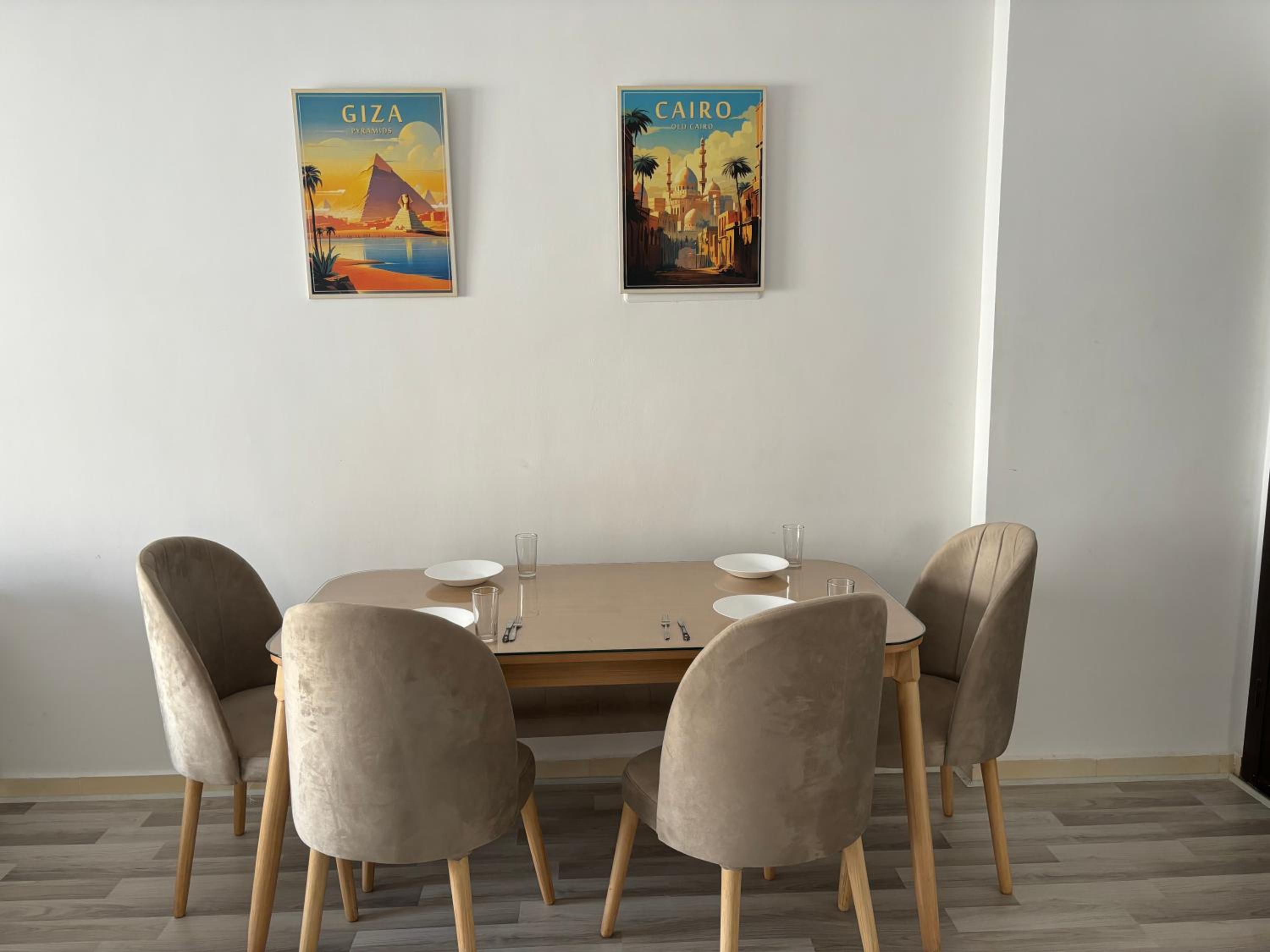 Luxury Inn: 2BR Amazing location in Madinaty B11 view 5