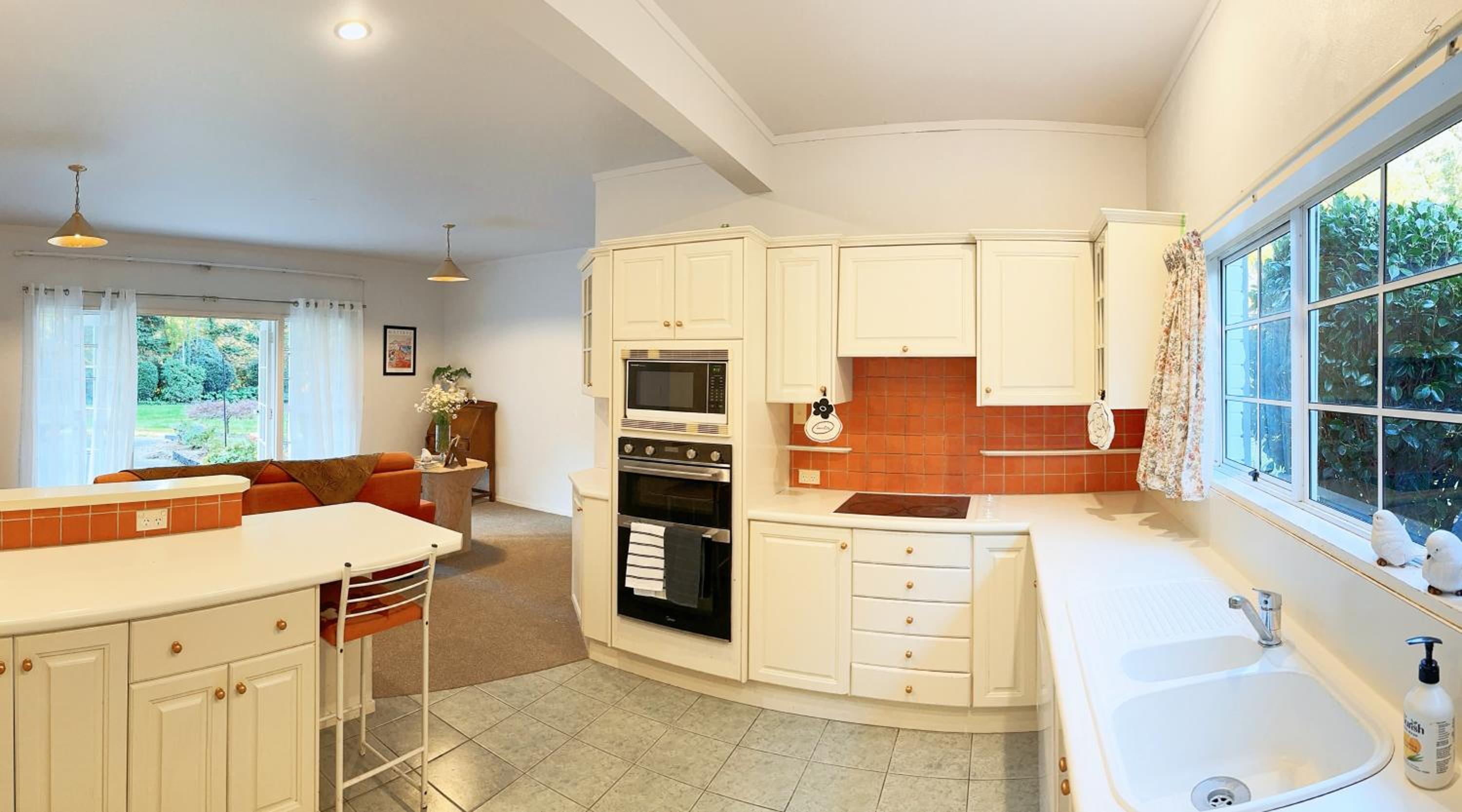 5Rooms life-style in City—“Golden Harvest Retreat”