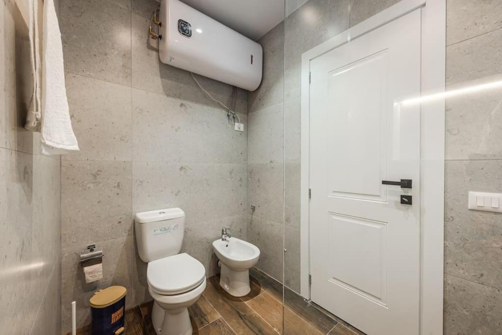 The SeaBreeze Apartment