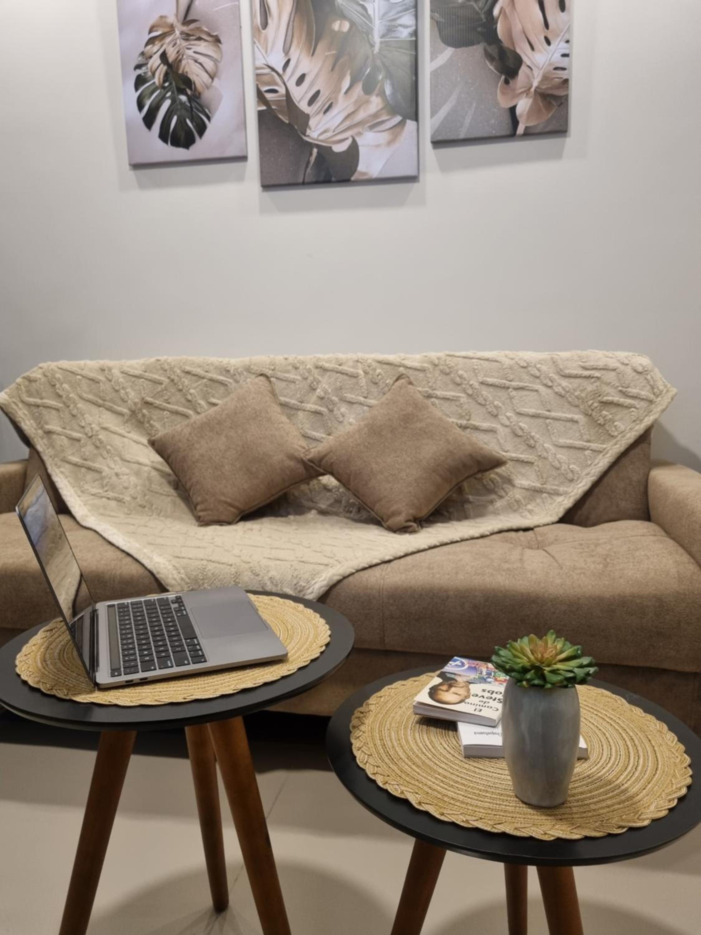 Dpto con balcón, piscina, gym, cowork en Equipe