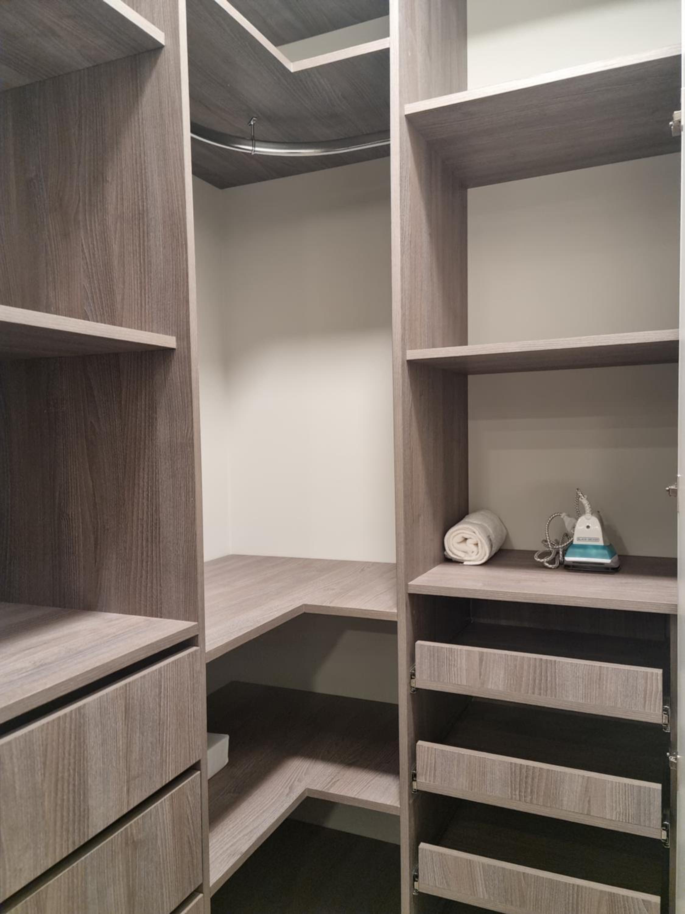Dpto con balcón, piscina, gym, cowork en Equipe
