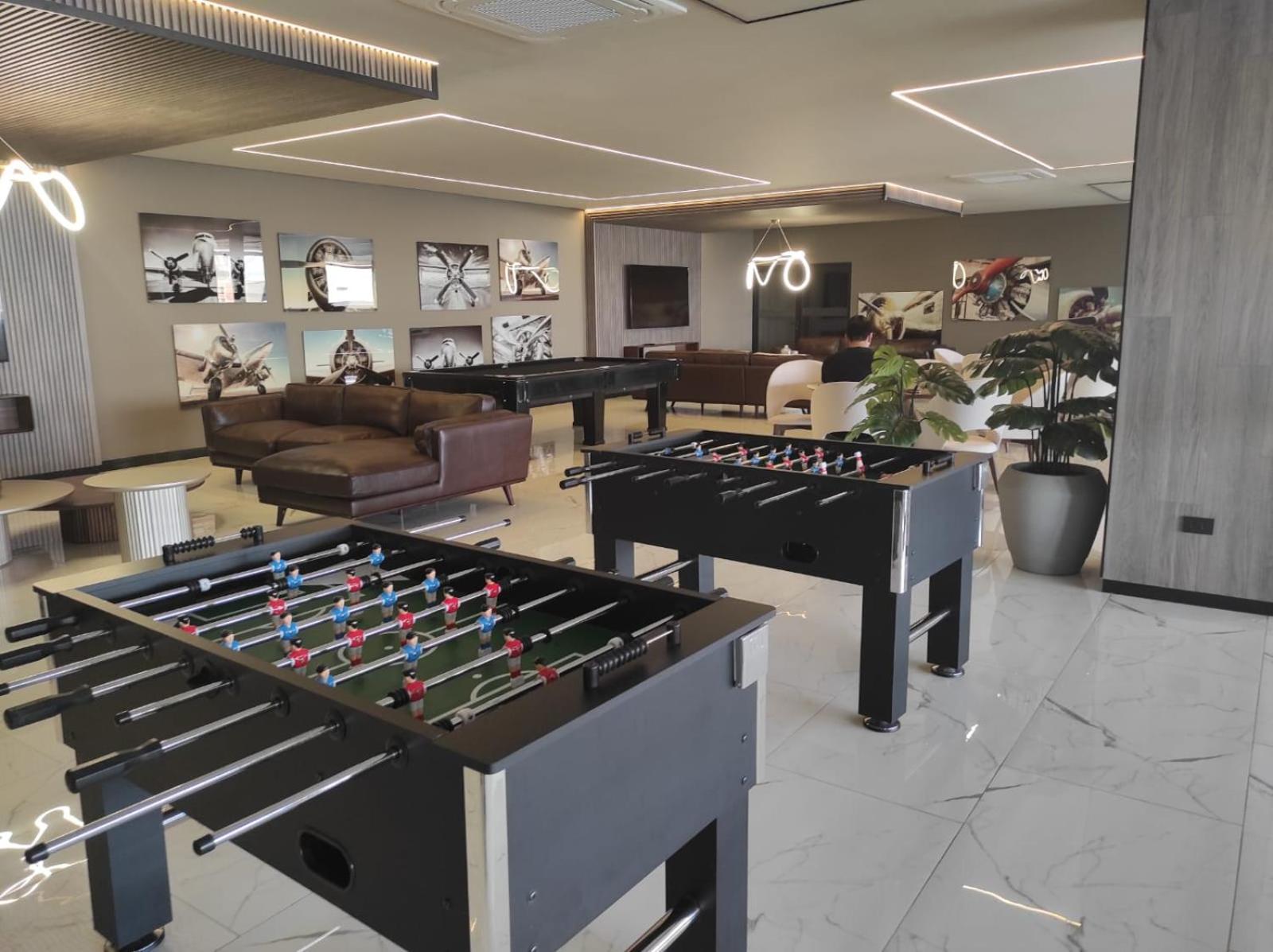 Dpto con balcón, piscina, gym, cowork en Equipe
