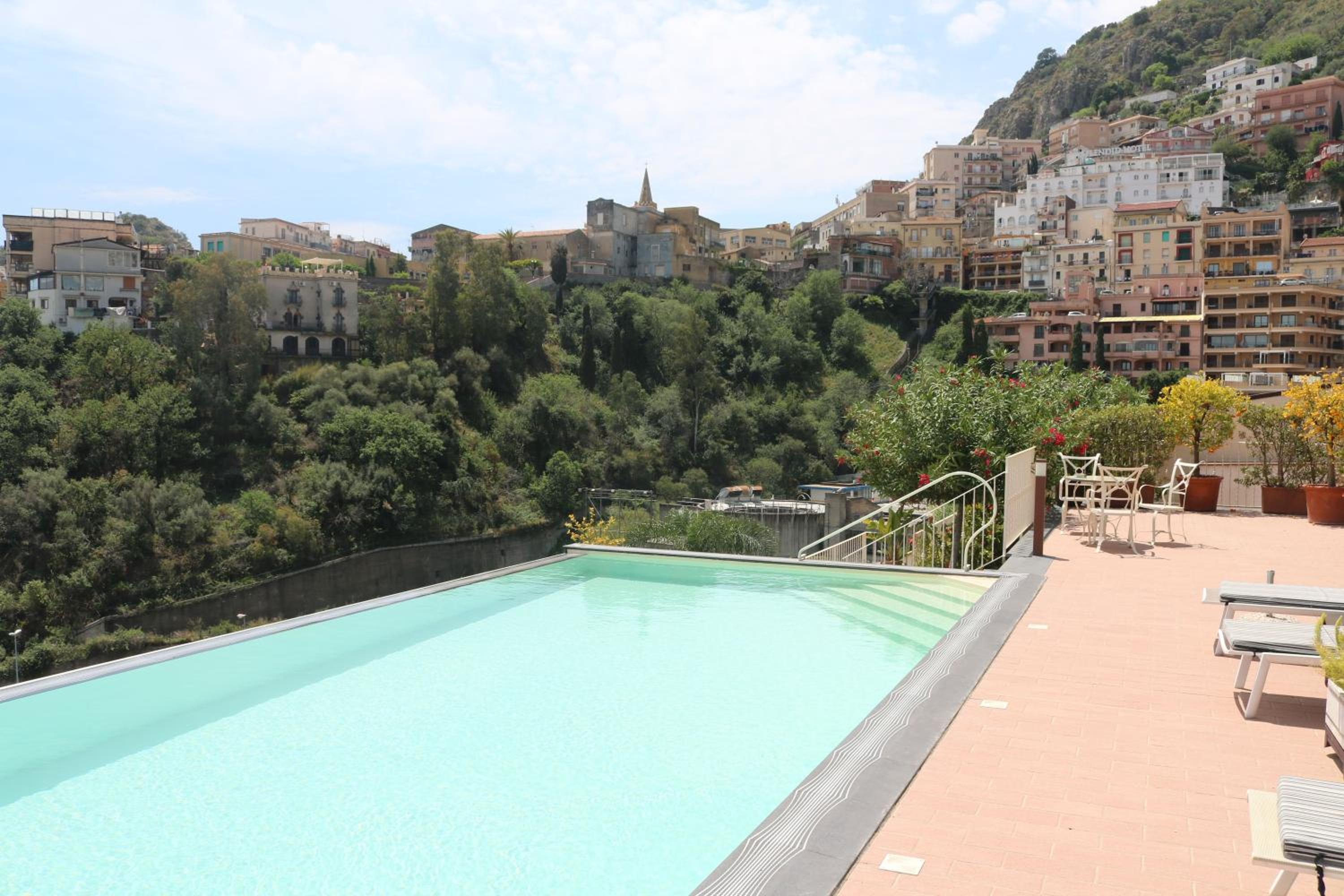 Taormina Skyline photo 5