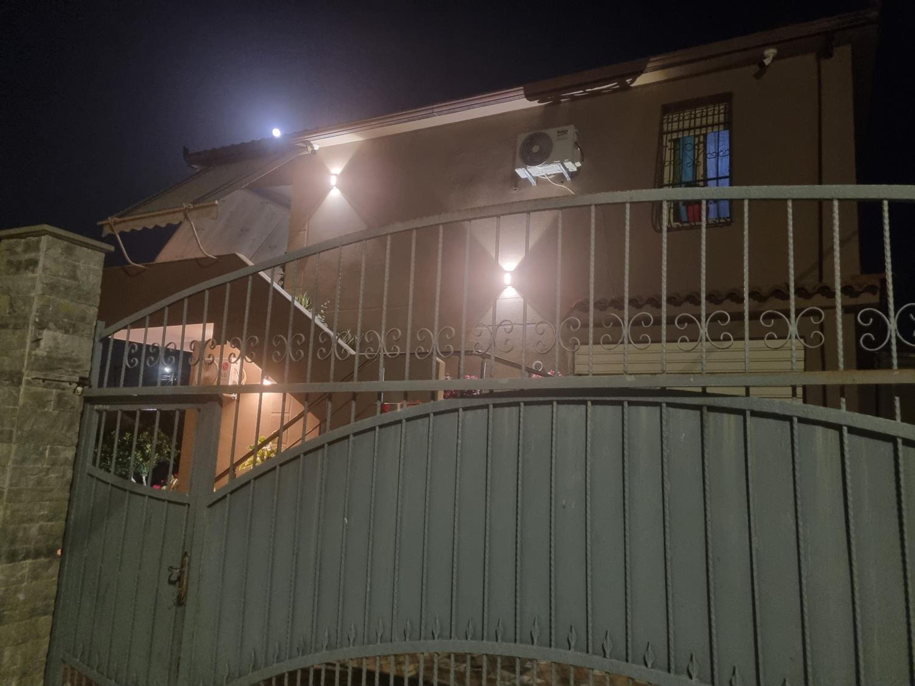 Vila megi-Rent Room