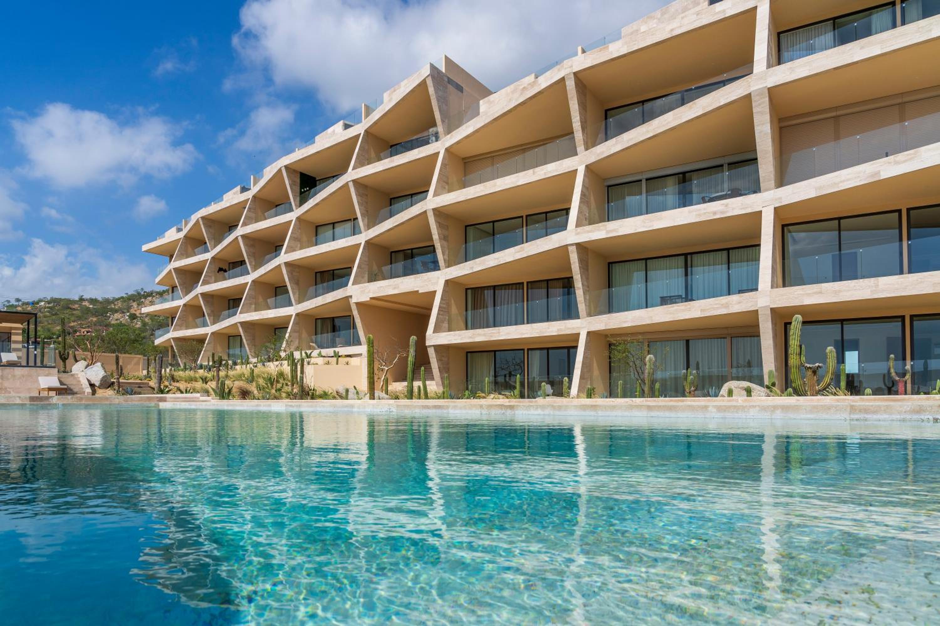 Mistiq Los Cabos view 2