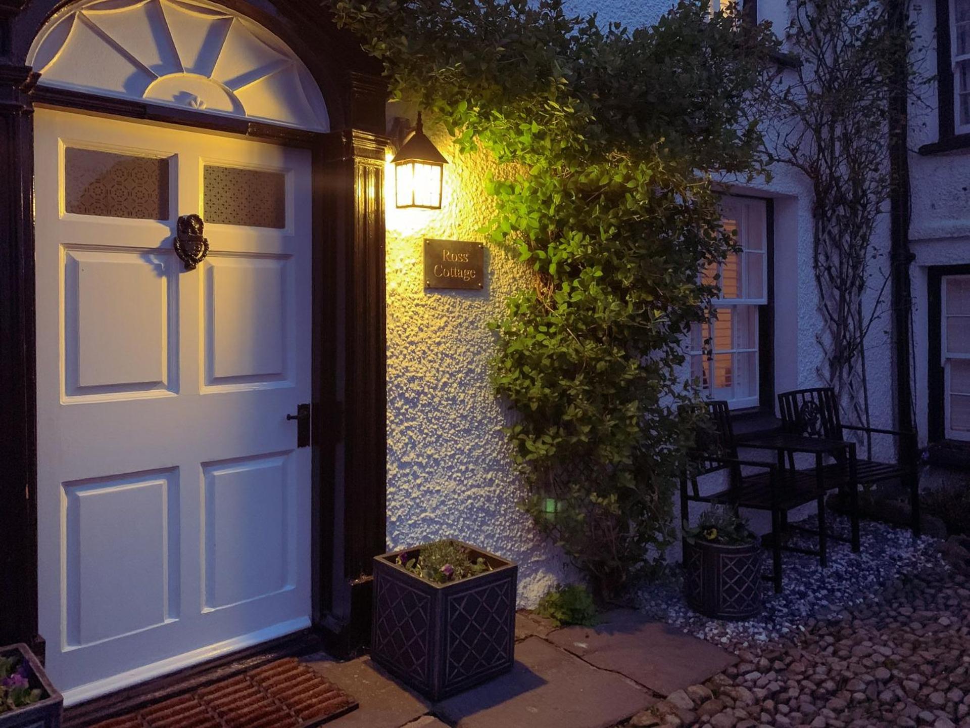 Ross Cottage