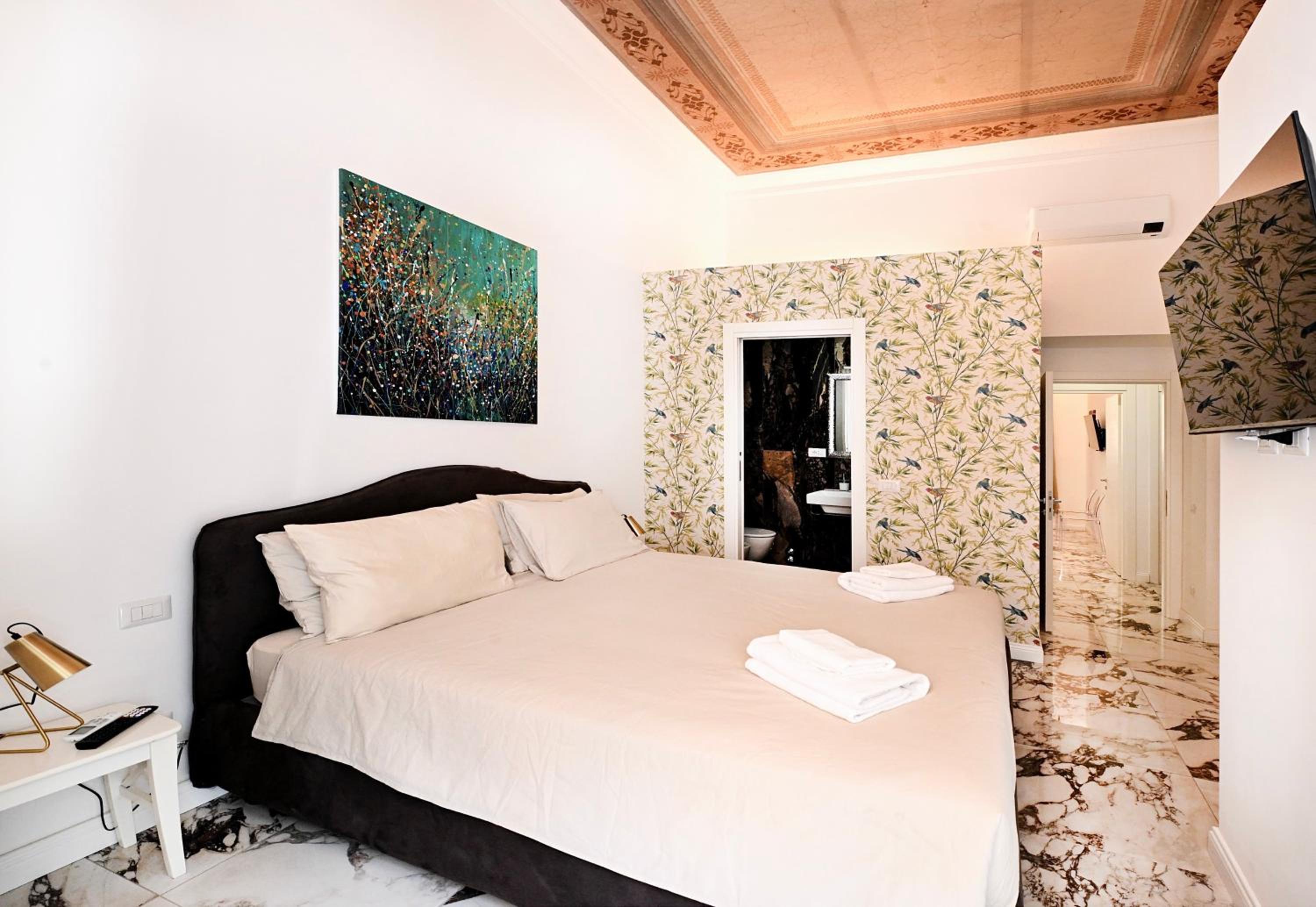 Vatican Suites in Cola Di Rienzo