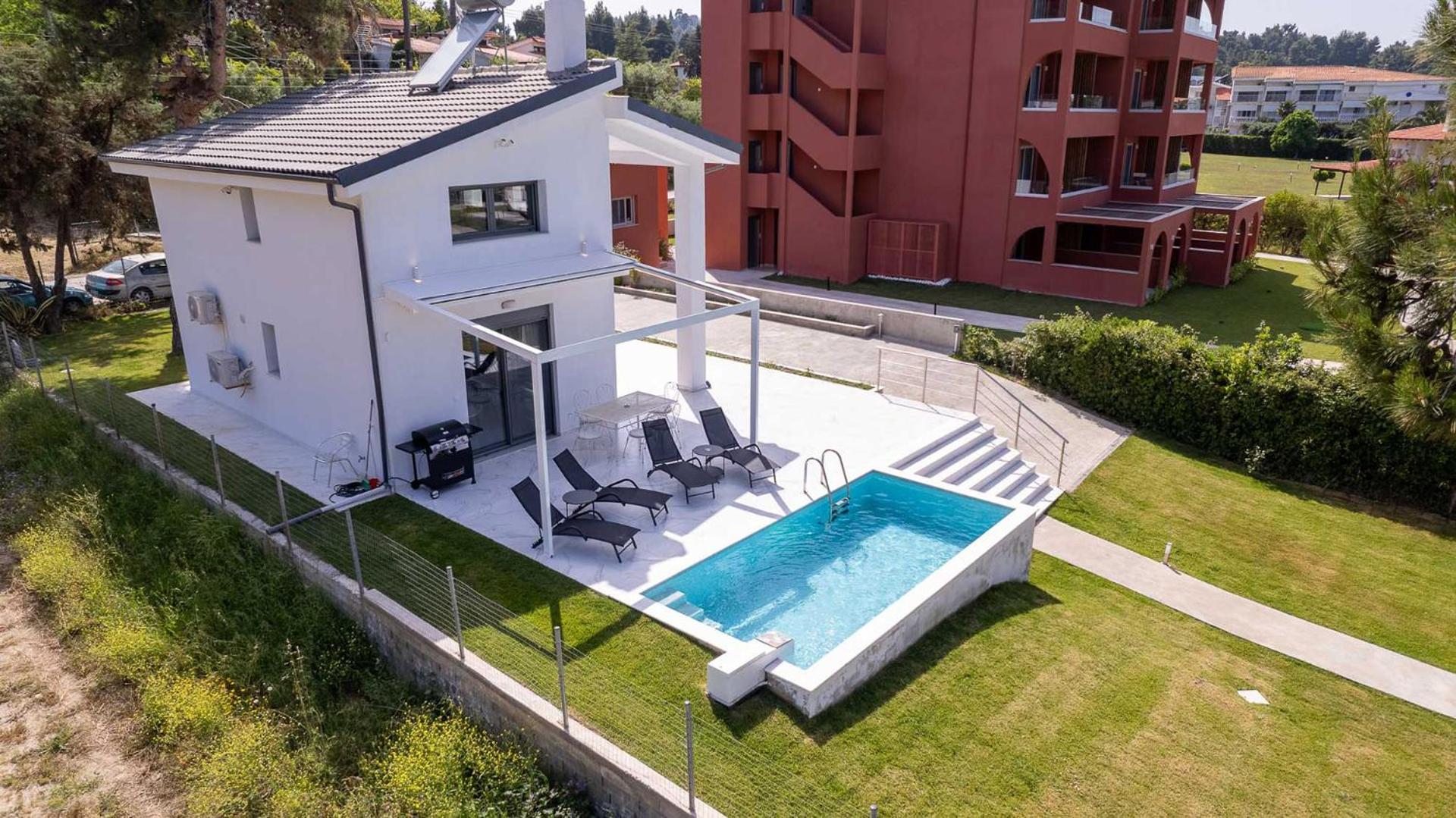 Aura Beachfront Private Pool Villa view 3