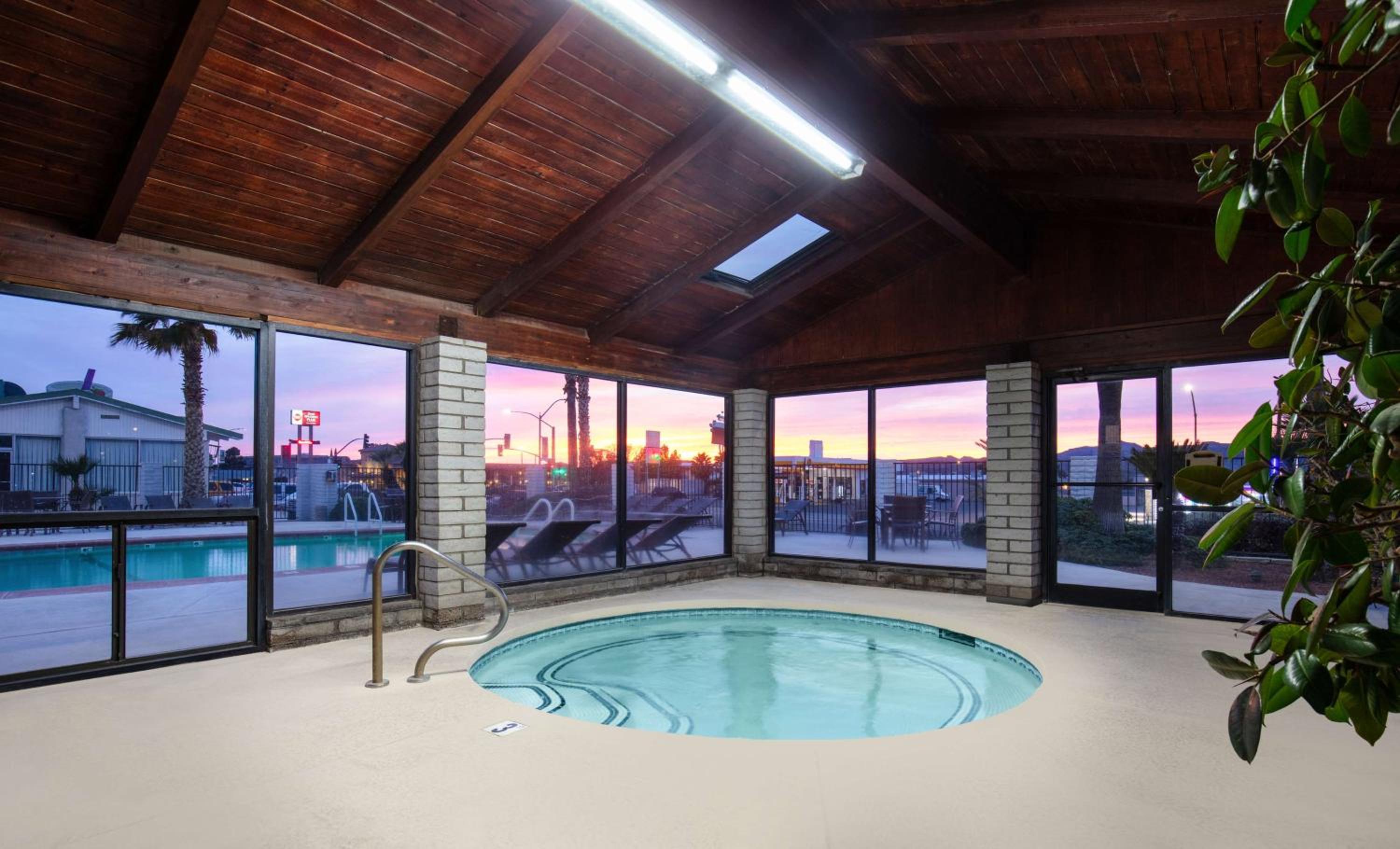 Kingman Vacations - Best Western Plus King's Inn and Suites - Property Image 2