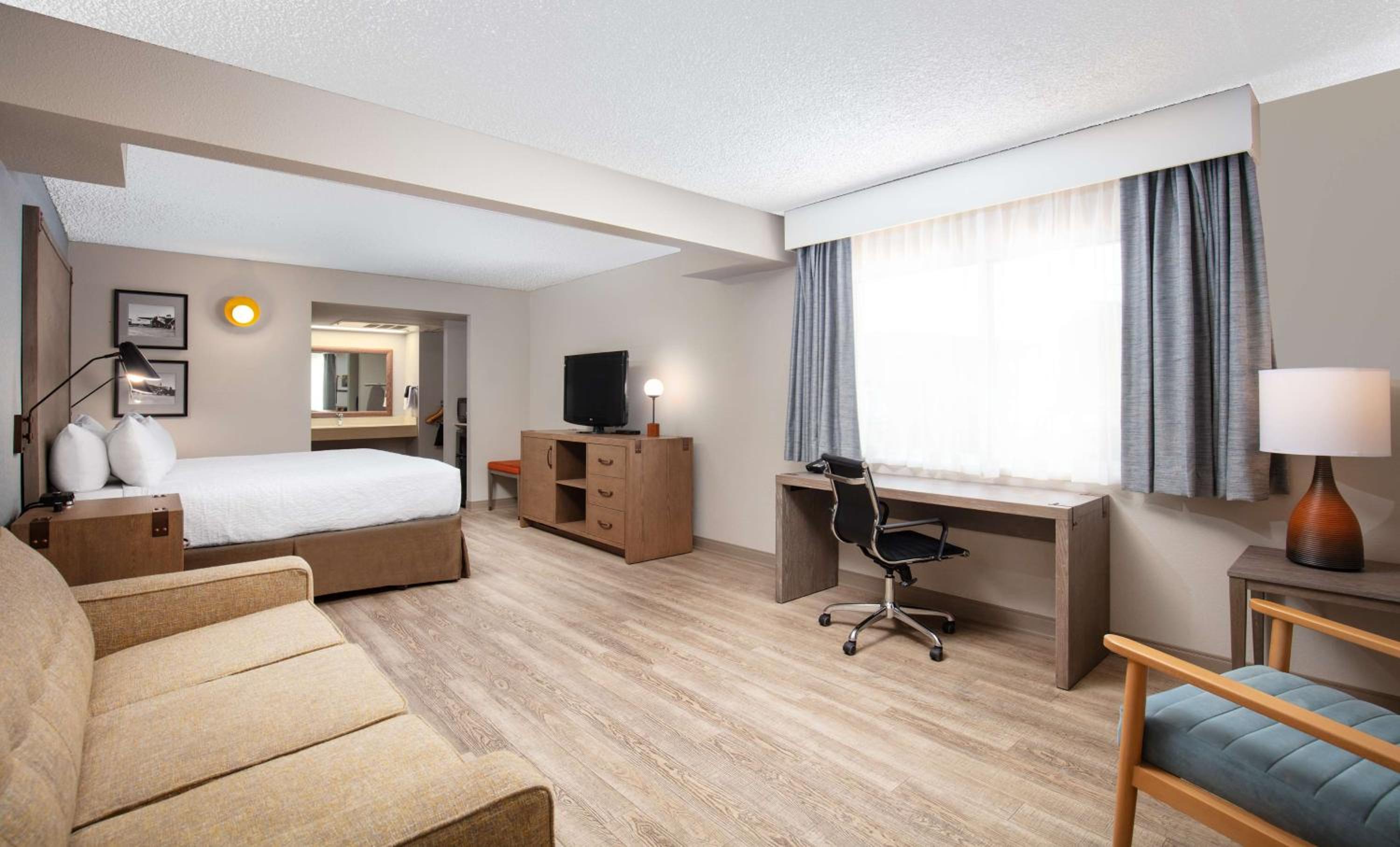 Kingman Vacations - Best Western Plus King's Inn and Suites - Property Image 3