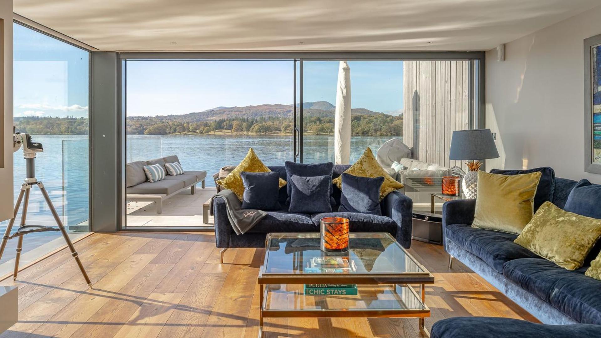 5 Bed in Ambleside oc-lr144 view 2