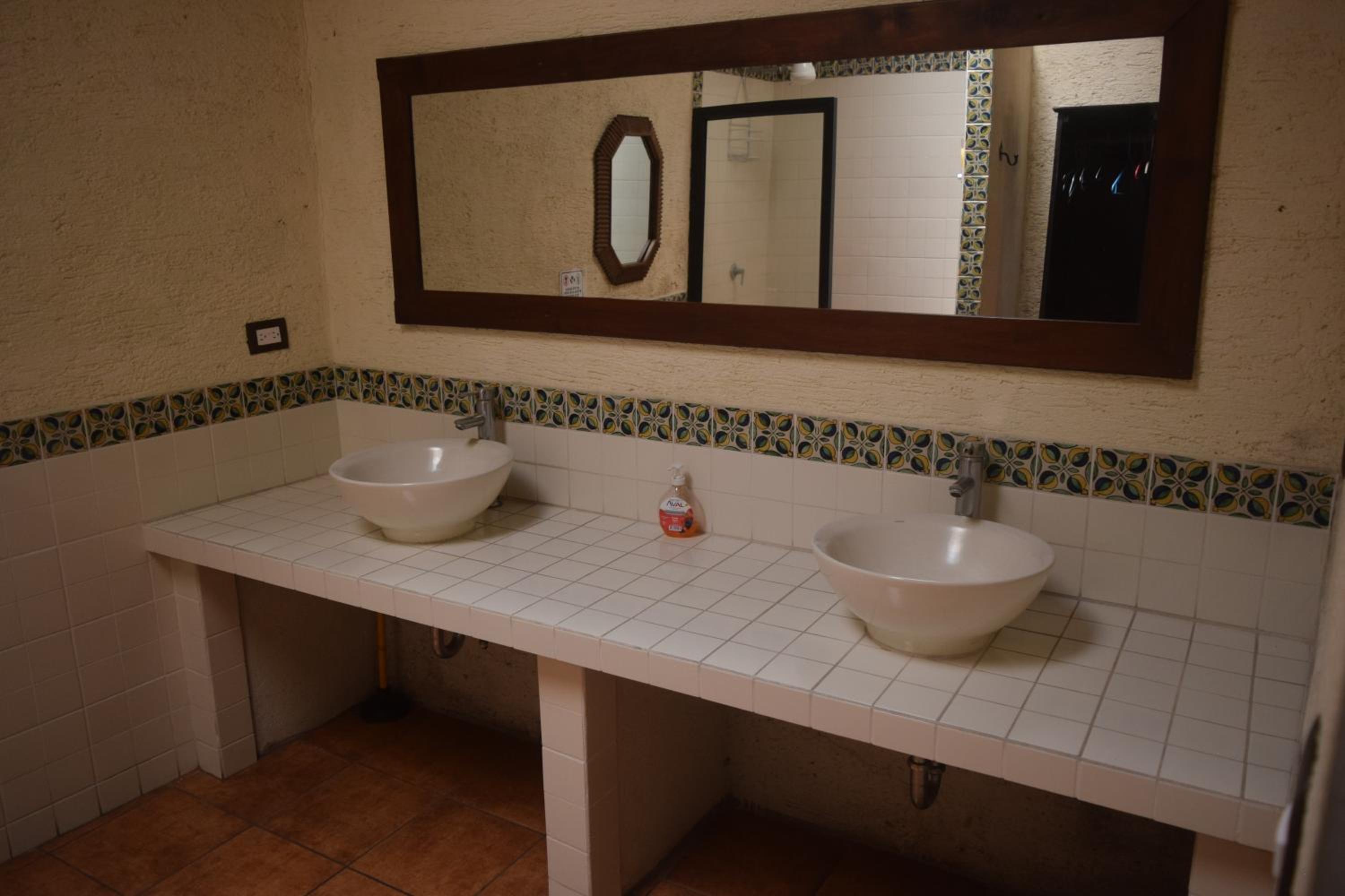 Photo 48