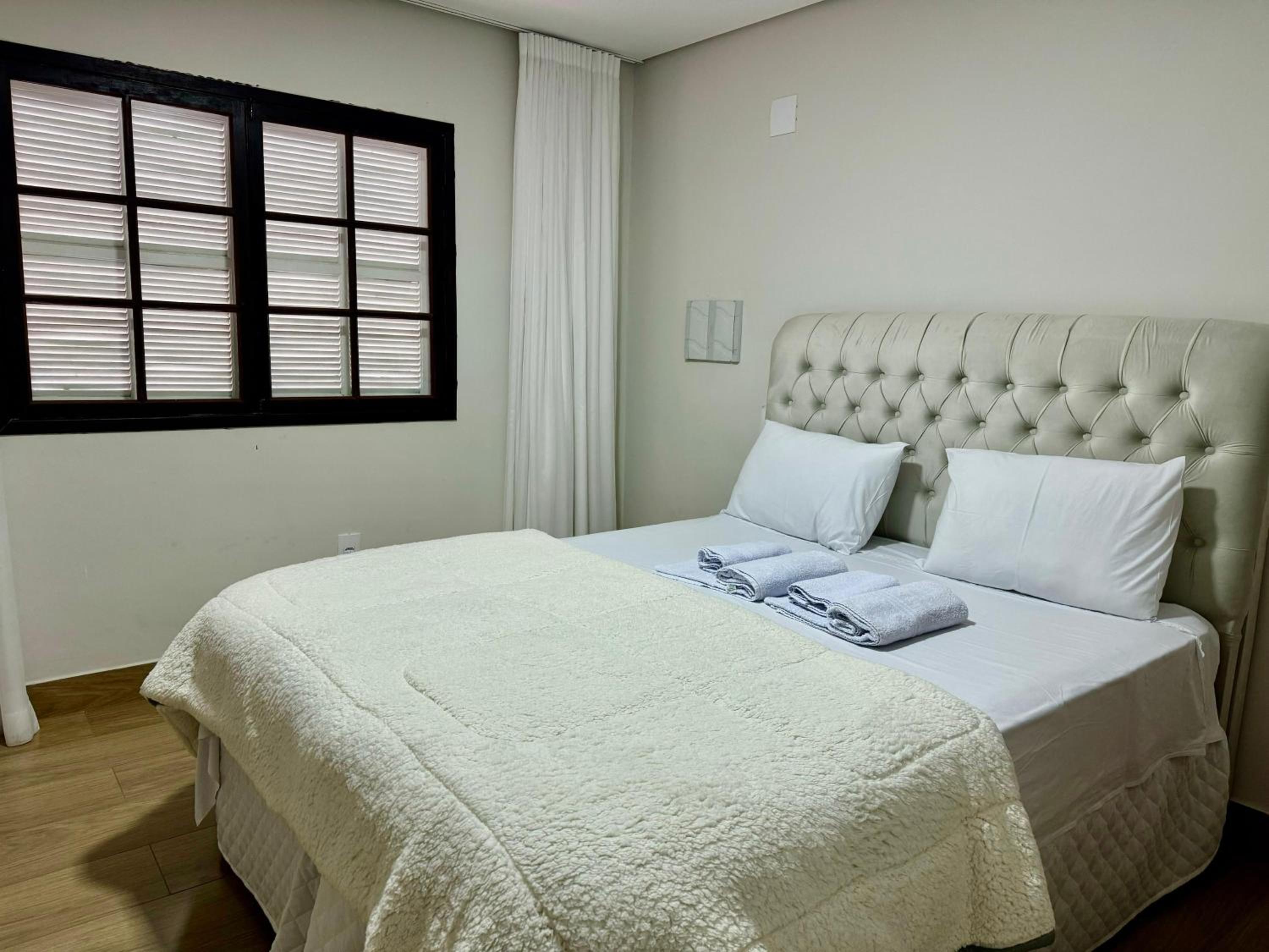 Apartamentos a 200m do centro - Hospedaria Villa da Pedra