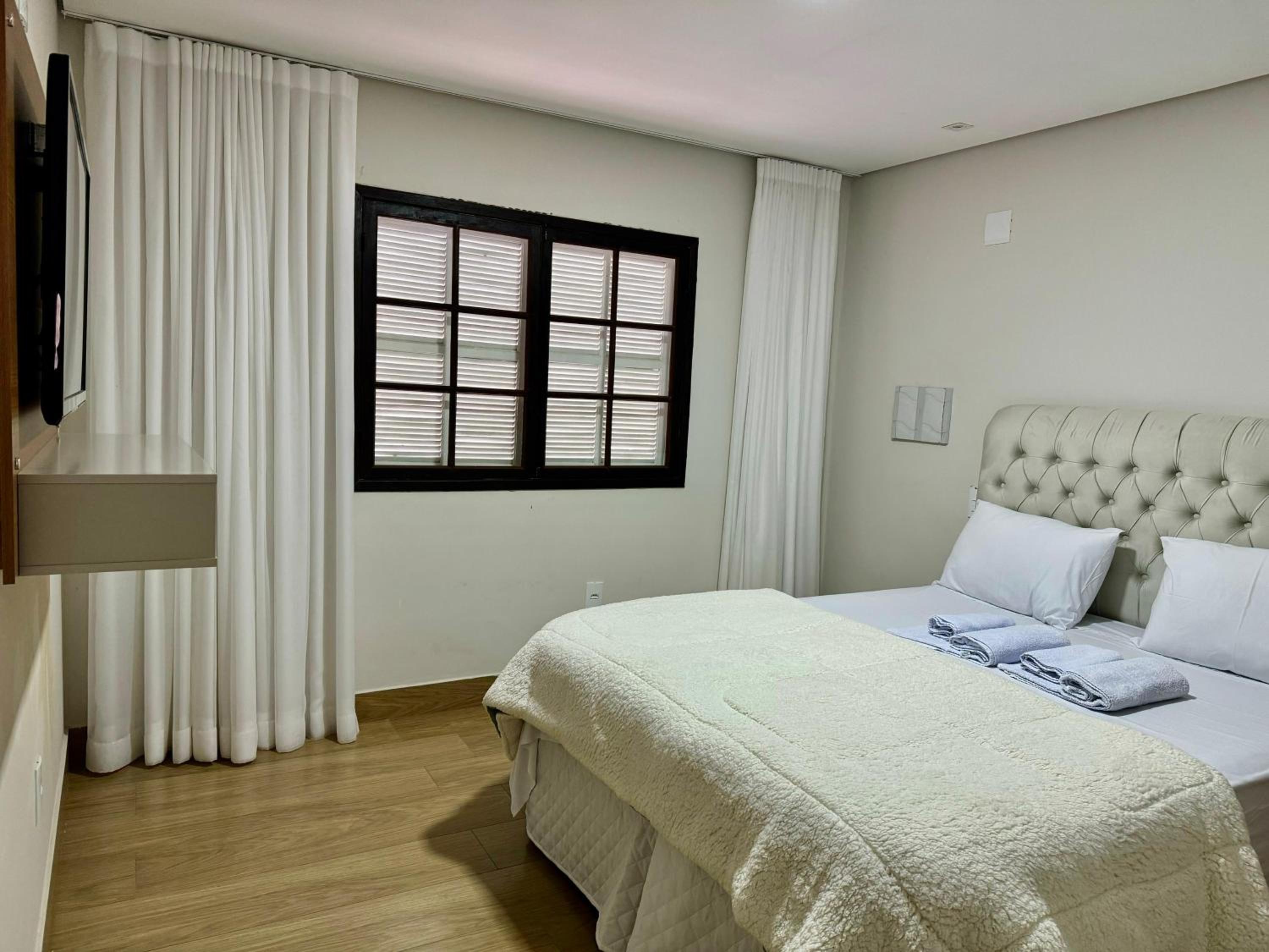 Apartamentos a 200m do centro - Hospedaria Villa da Pedra