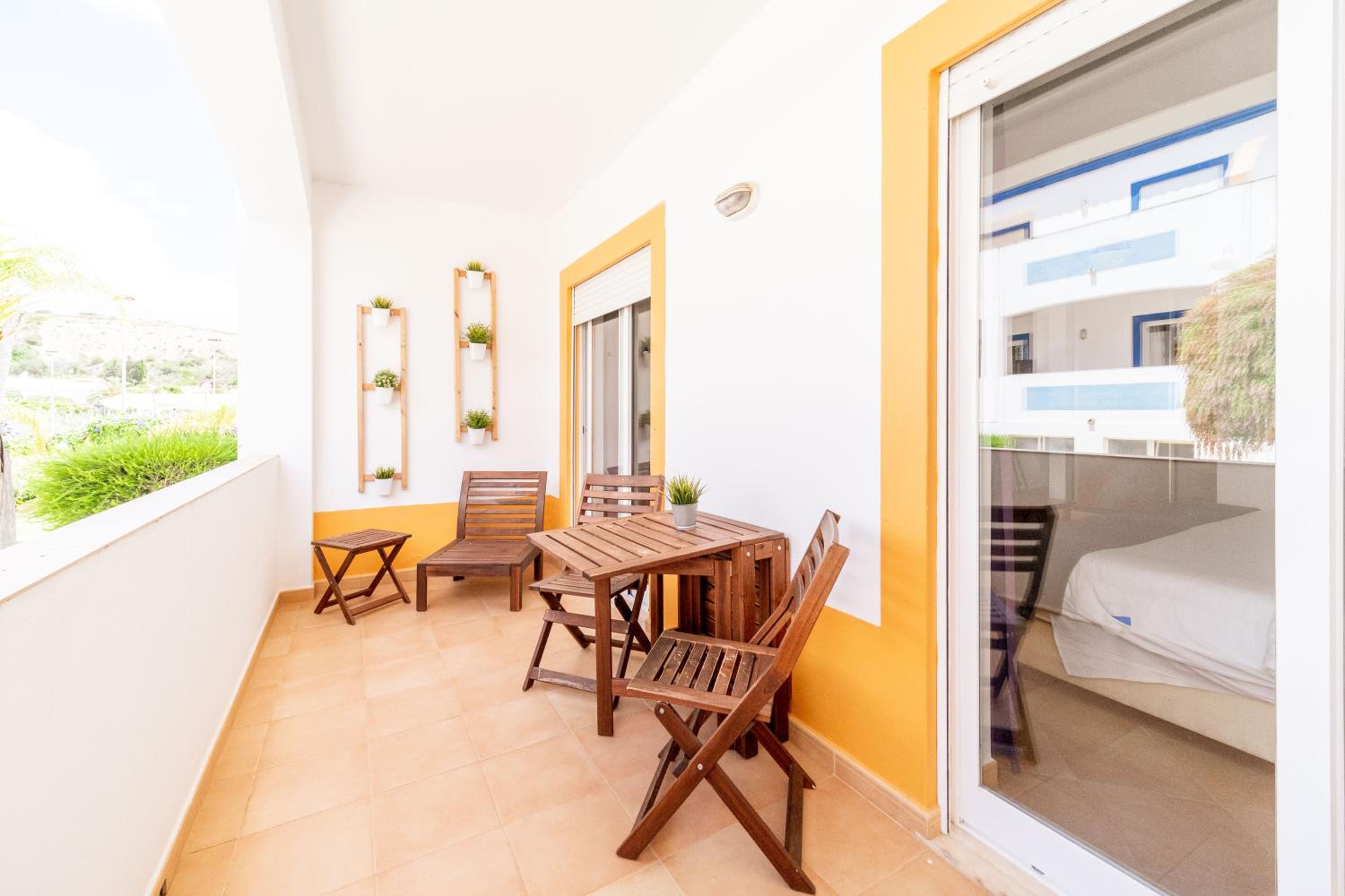 Oasis Beach Apartments
