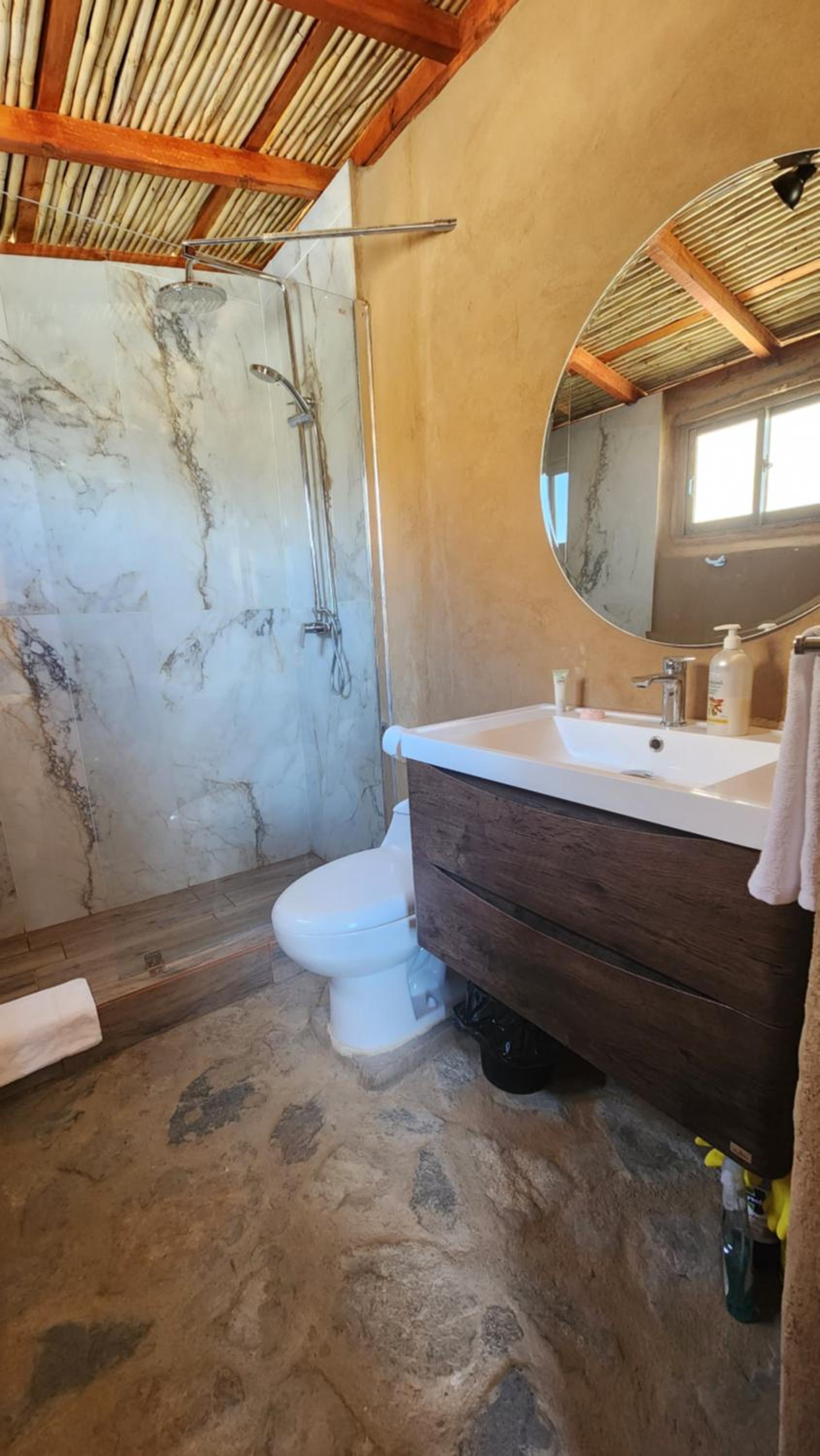 Casa Piedra piscina privada