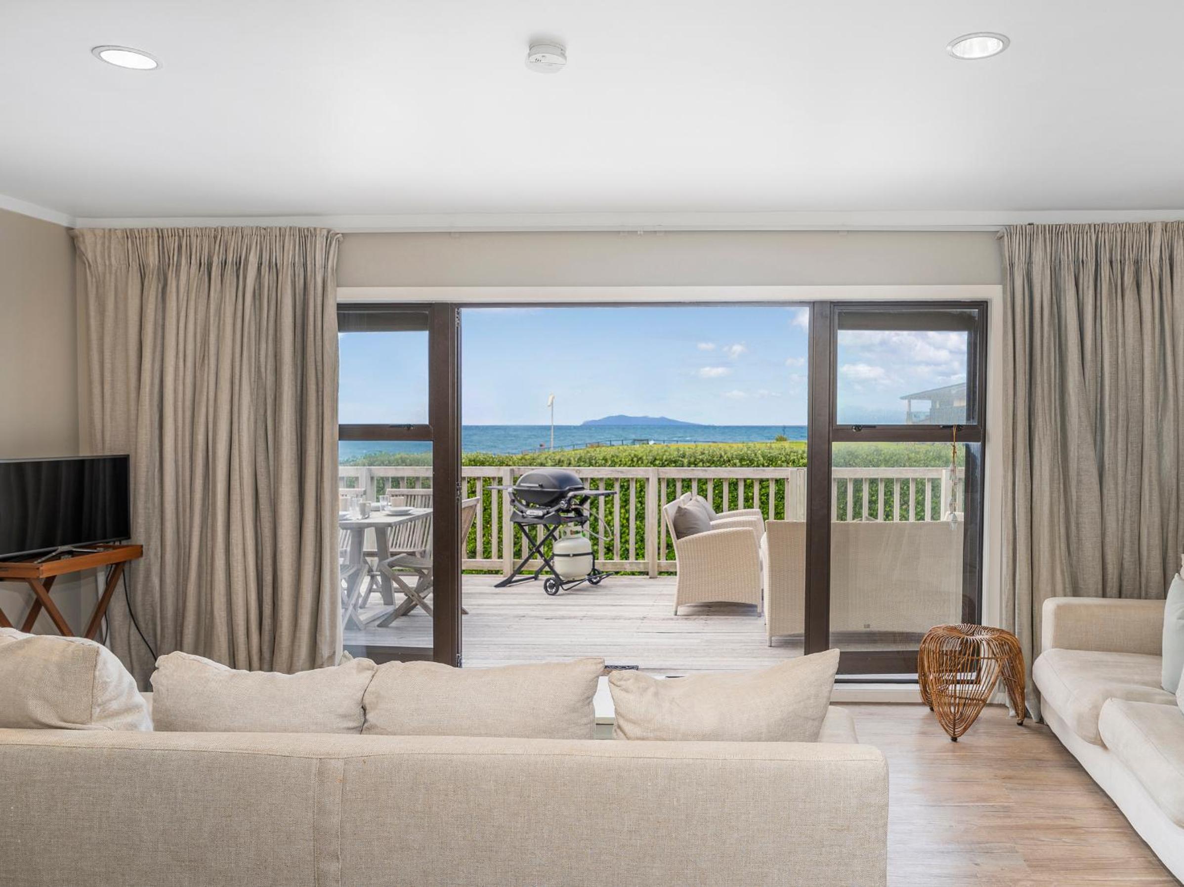 Surfside Sanctuary - Whiritoa Holiday Home view 2