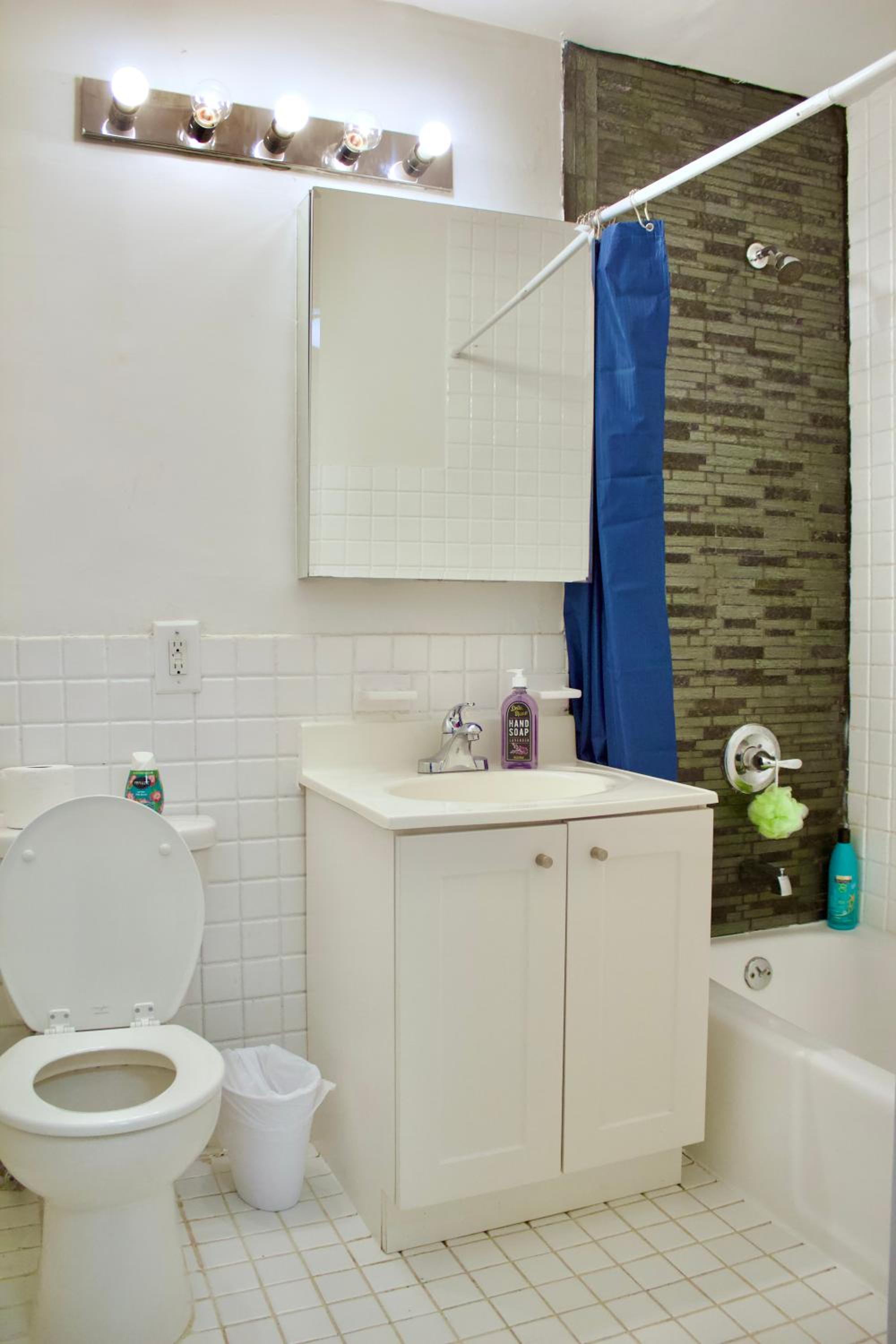 Times Square Manhattan New York 2BR Apartment!
