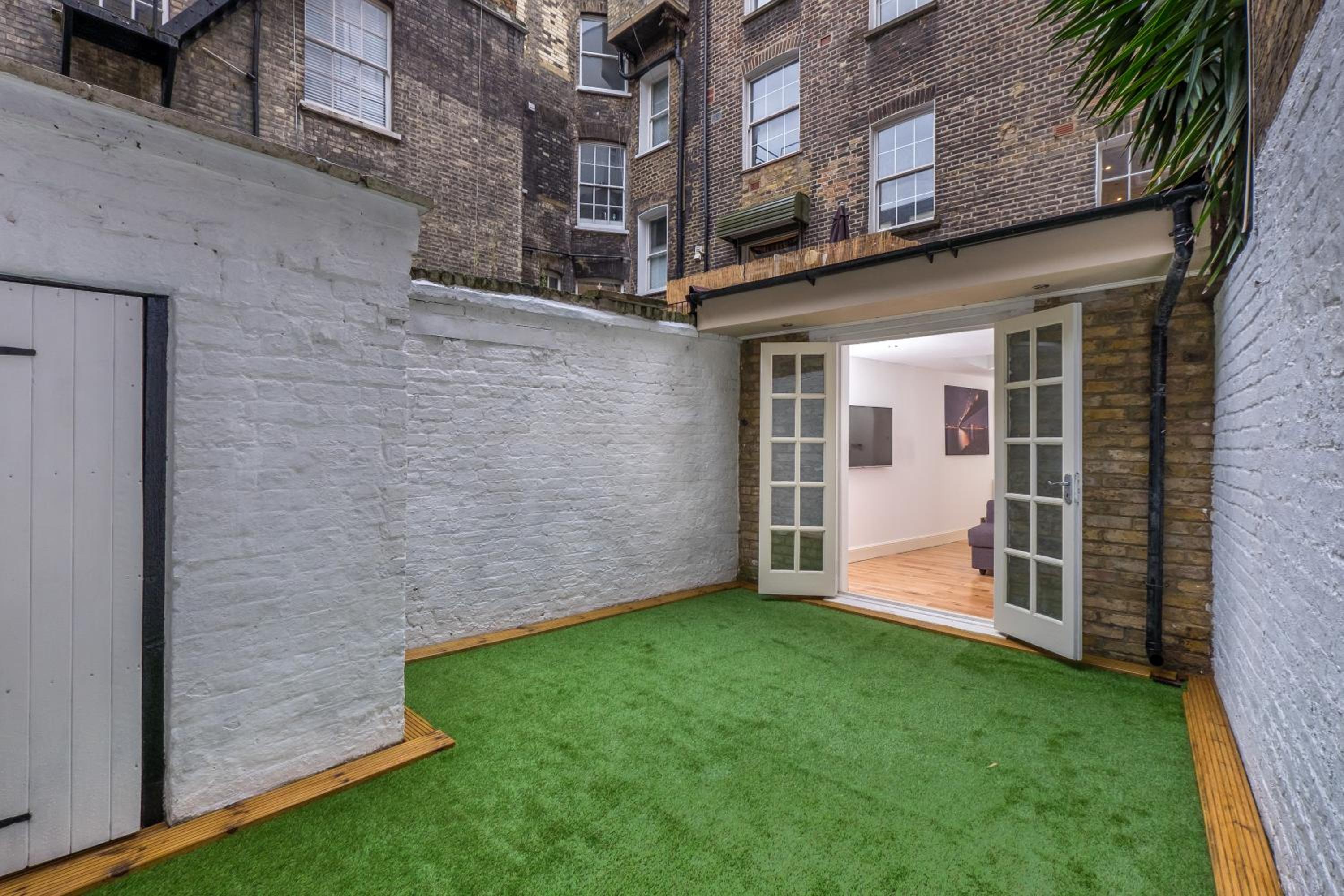 outdoor bbq area