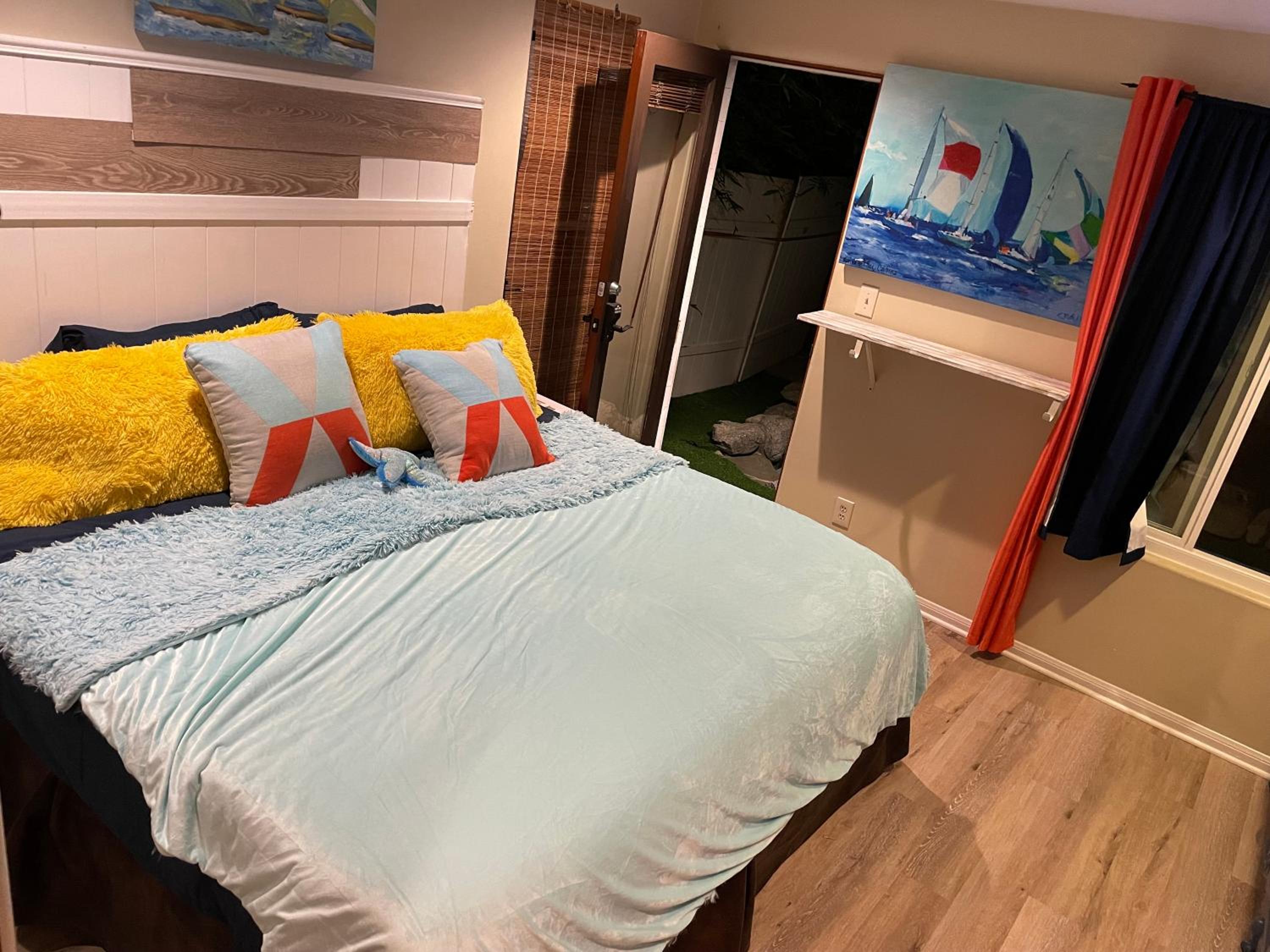 El Segundo Beach 5B4b Home, POOL Hot Tub, BEACHES, Local Town!