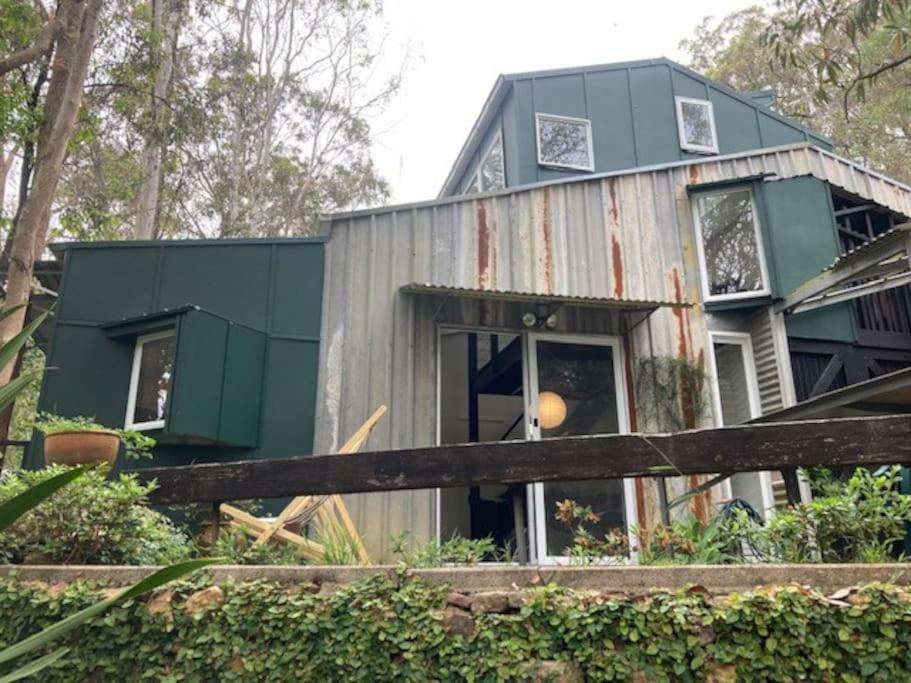Nature Retreat & Artists Studio 90mins from Sydney