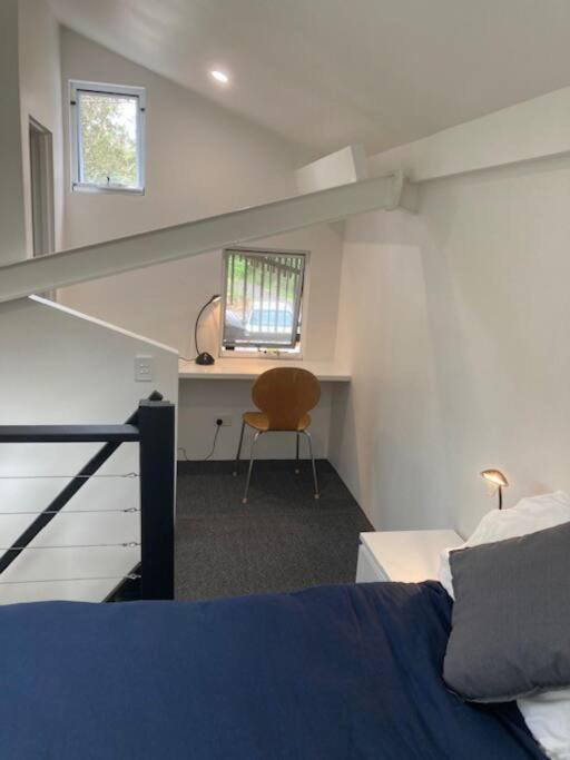 Nature Retreat & Artists Studio 90mins from Sydney