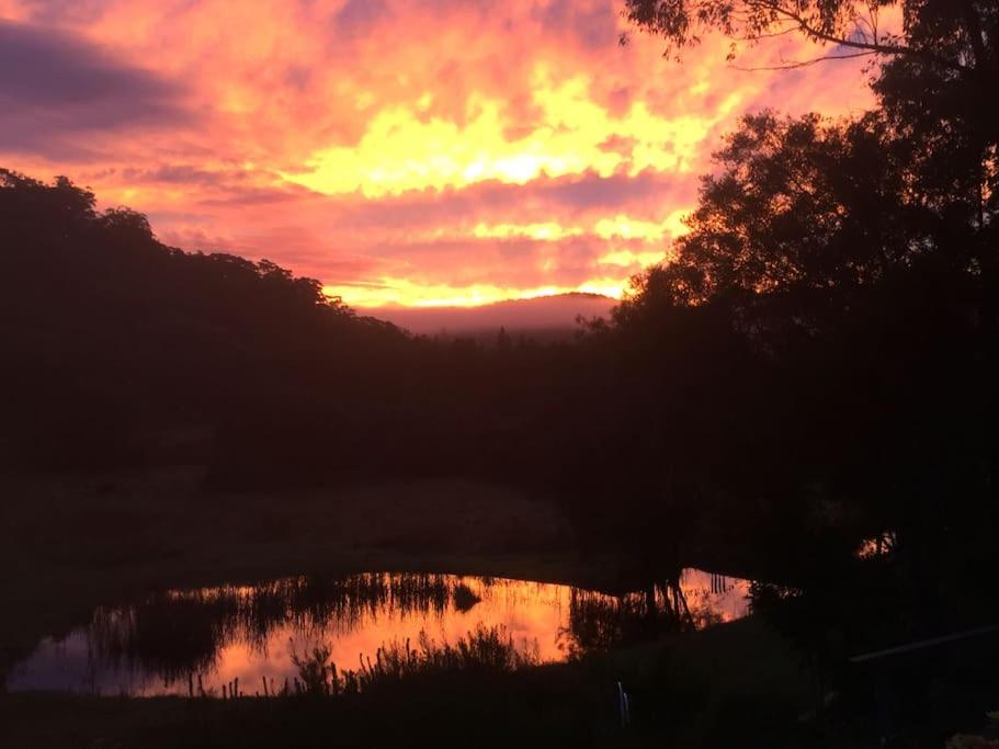 Nature Retreat & Artists Studio 90mins from Sydney