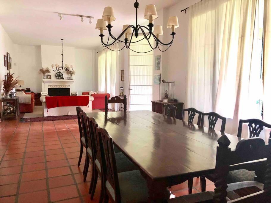 Espectacular Casa de Campo en Luján