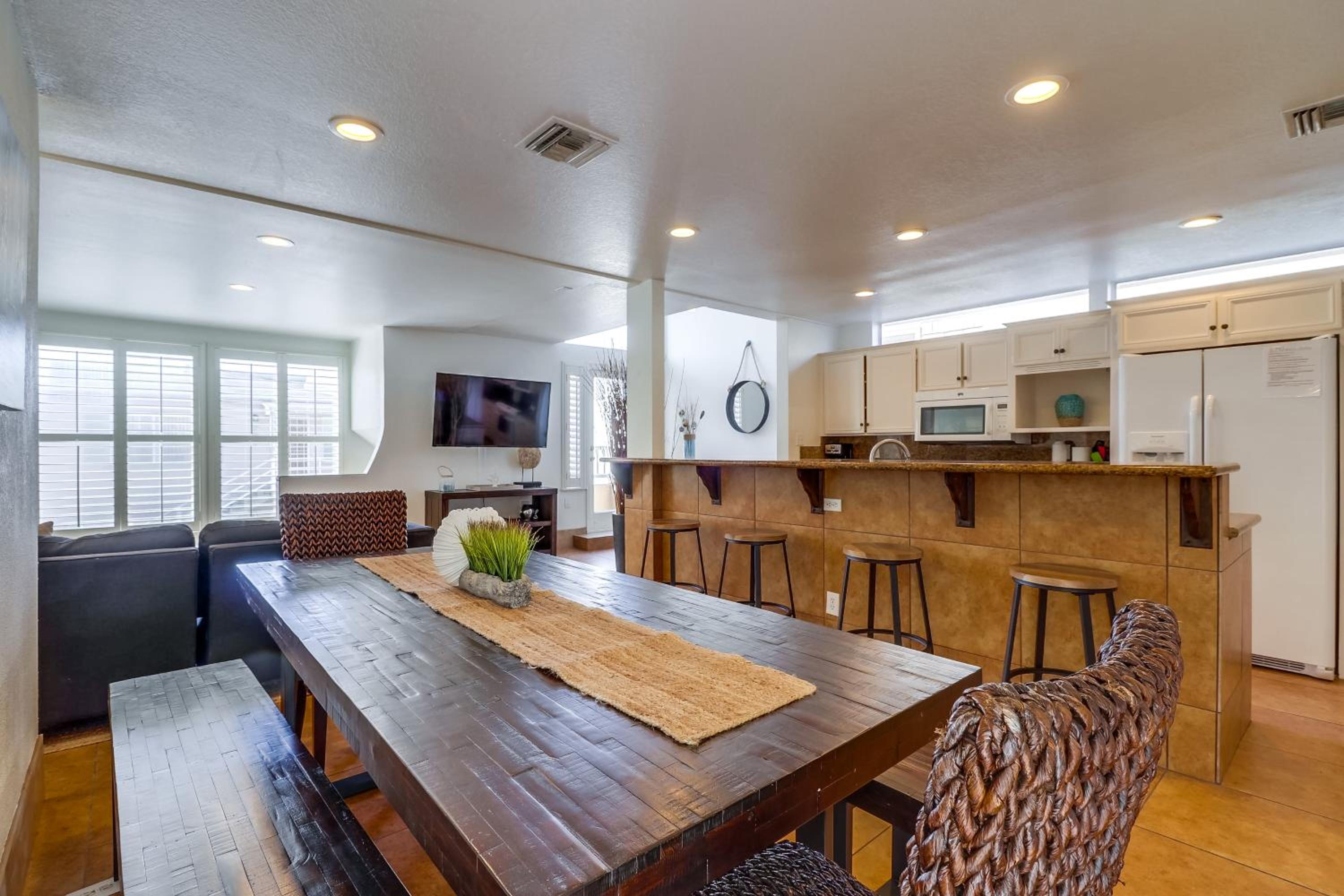 Massive Beach Home with Ocean View & Amazing Rooftop view 2