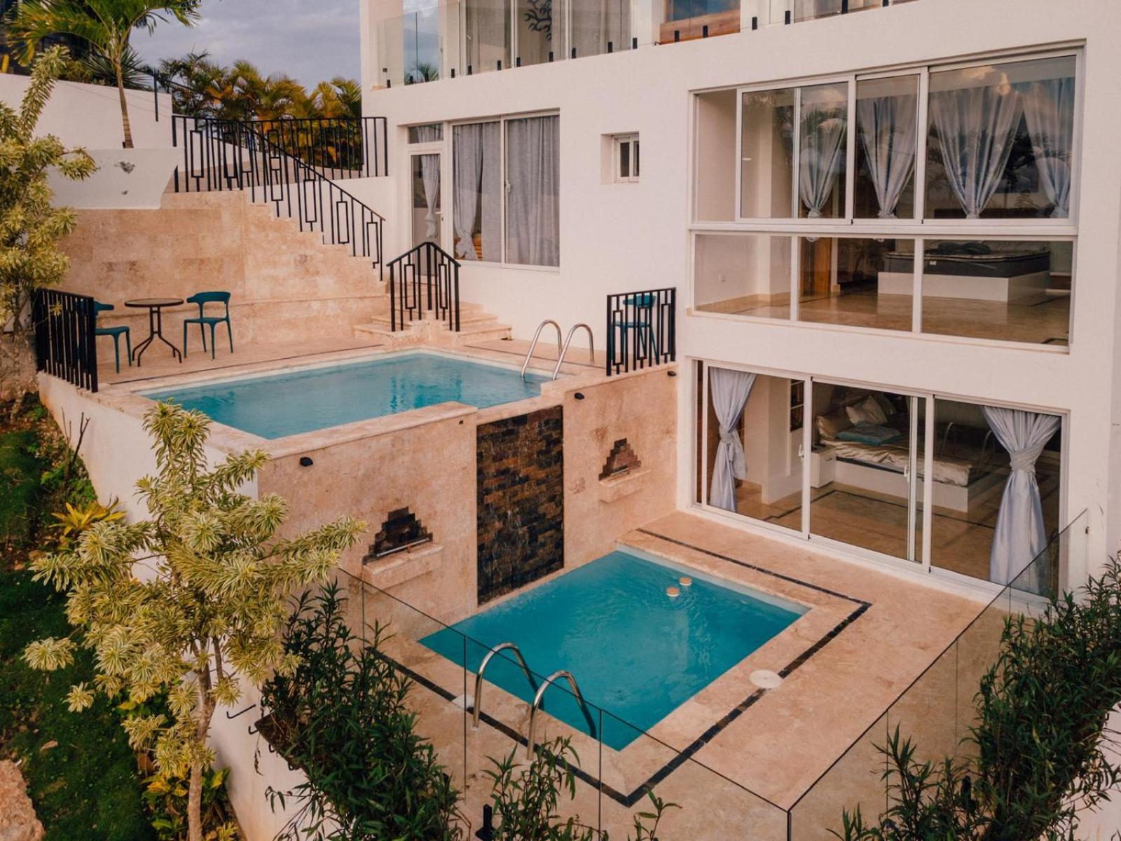 Villa en las montañas con vista panorámica al mar view 3
