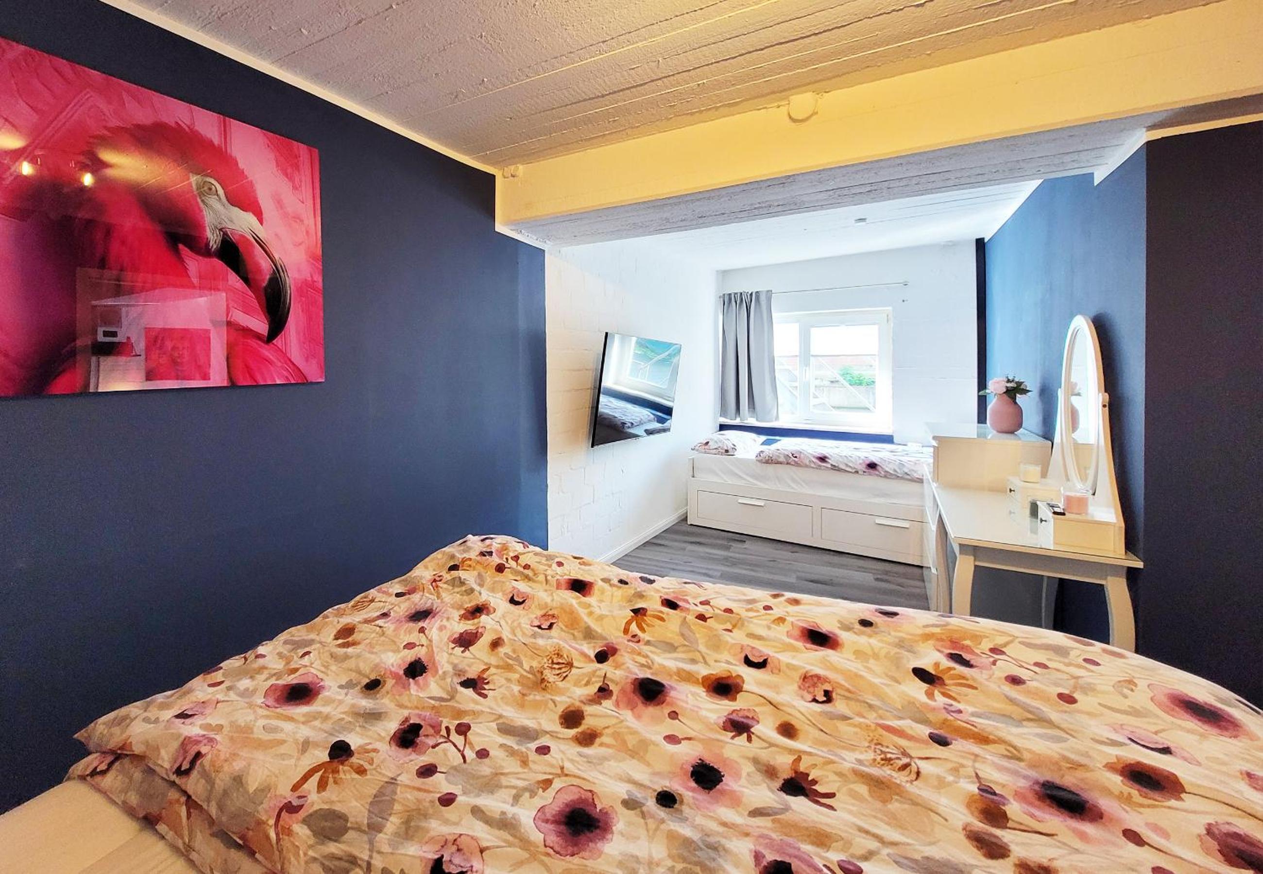 Exklusives Hafen-Appartement mit Whirlpool, mit Wasserblick, City-Nah & eigenem Parkplatz