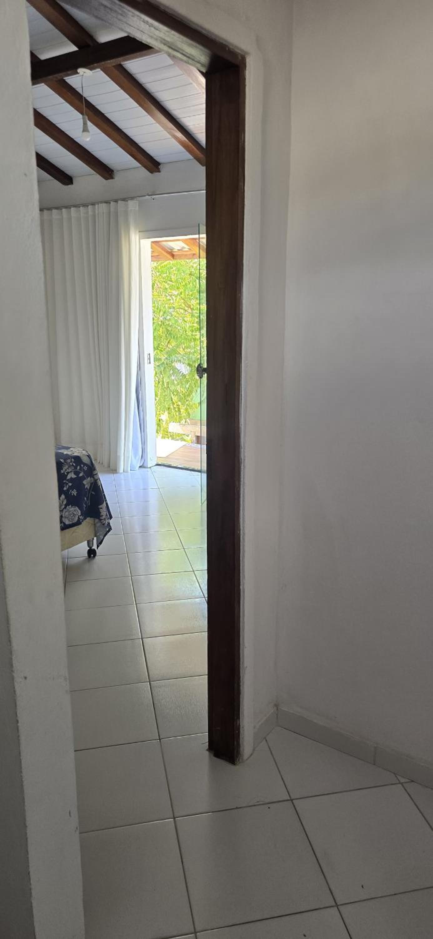Casa Beija Flor - 03 quartos com suíte, piscina e área de churrasco, luxo totalmente privativa