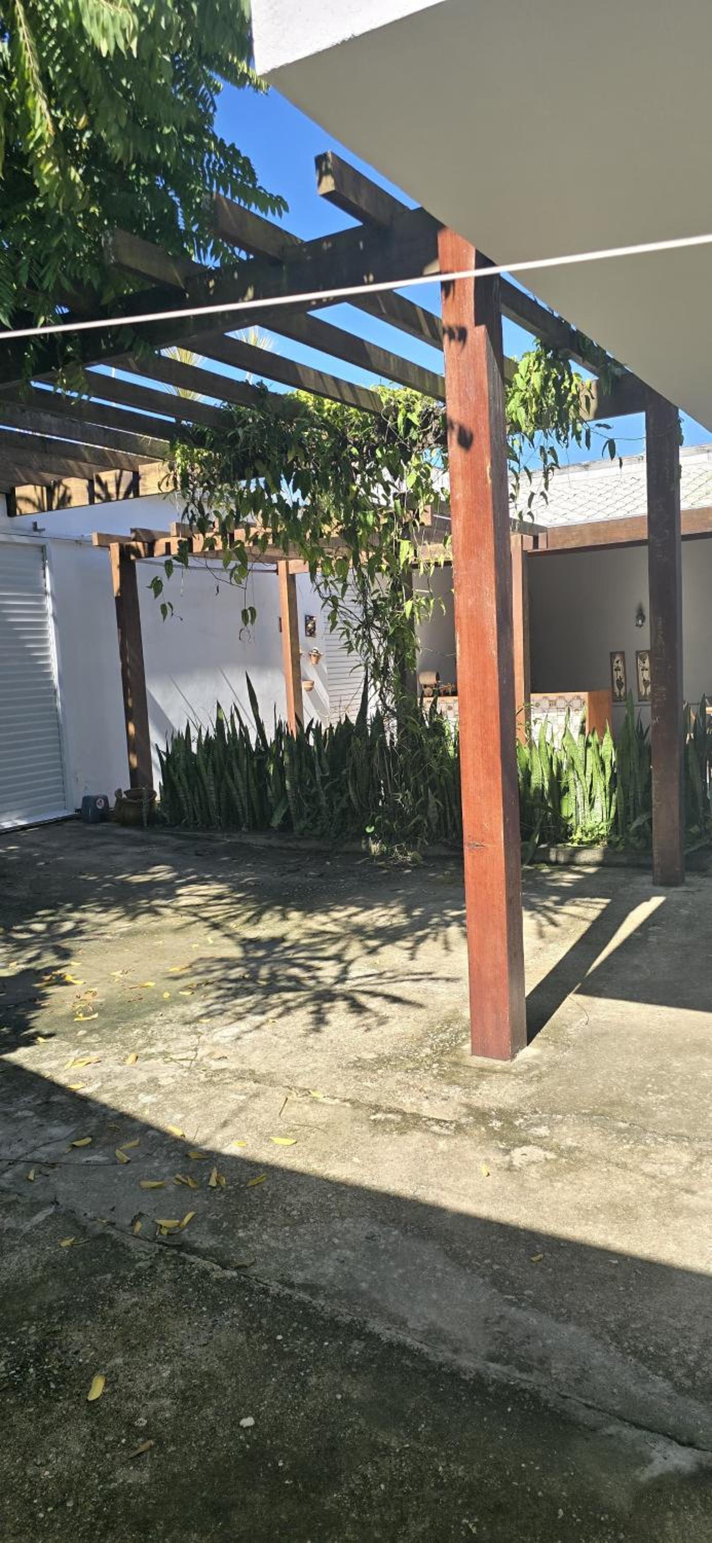 Casa Beija Flor - 03 quartos com suíte, piscina e área de churrasco, luxo totalmente privativa