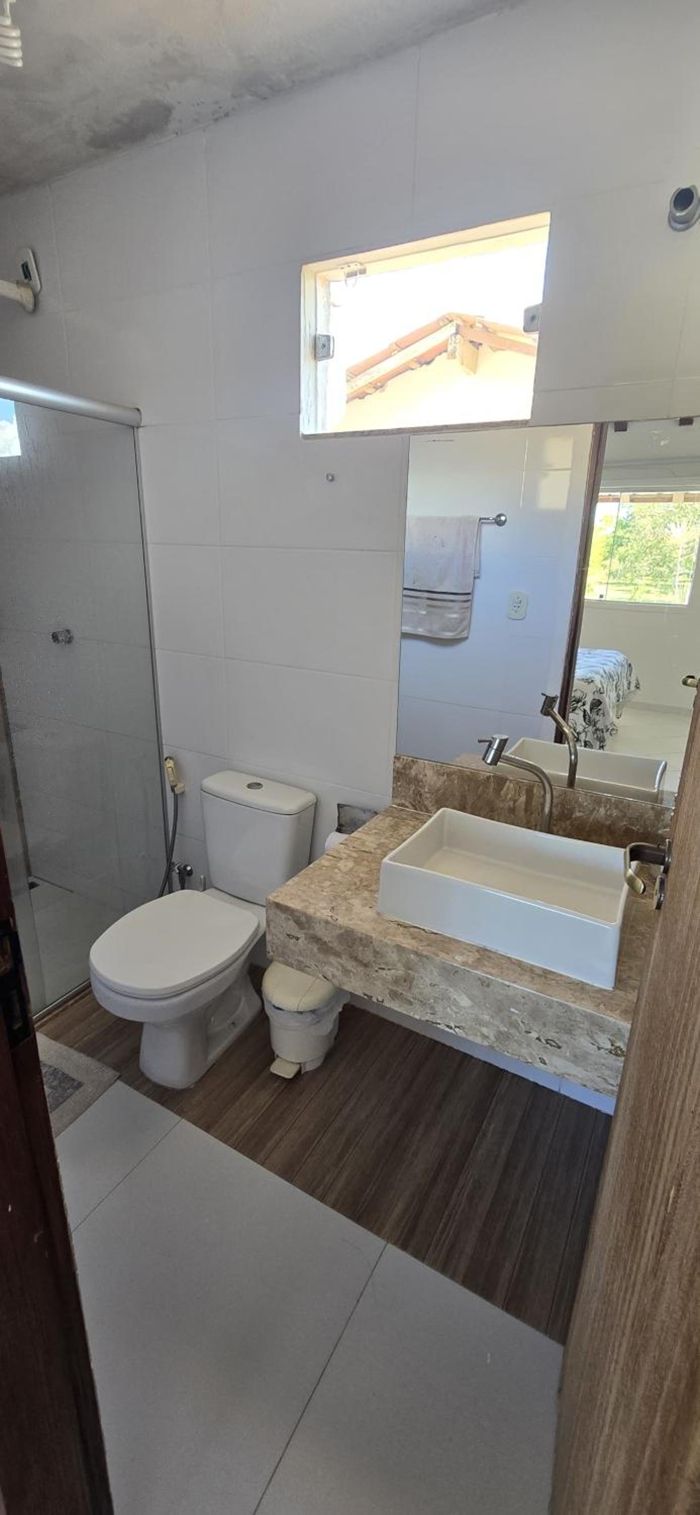 Casa Beija Flor - 03 quartos com suíte, piscina e área de churrasco, luxo totalmente privativa