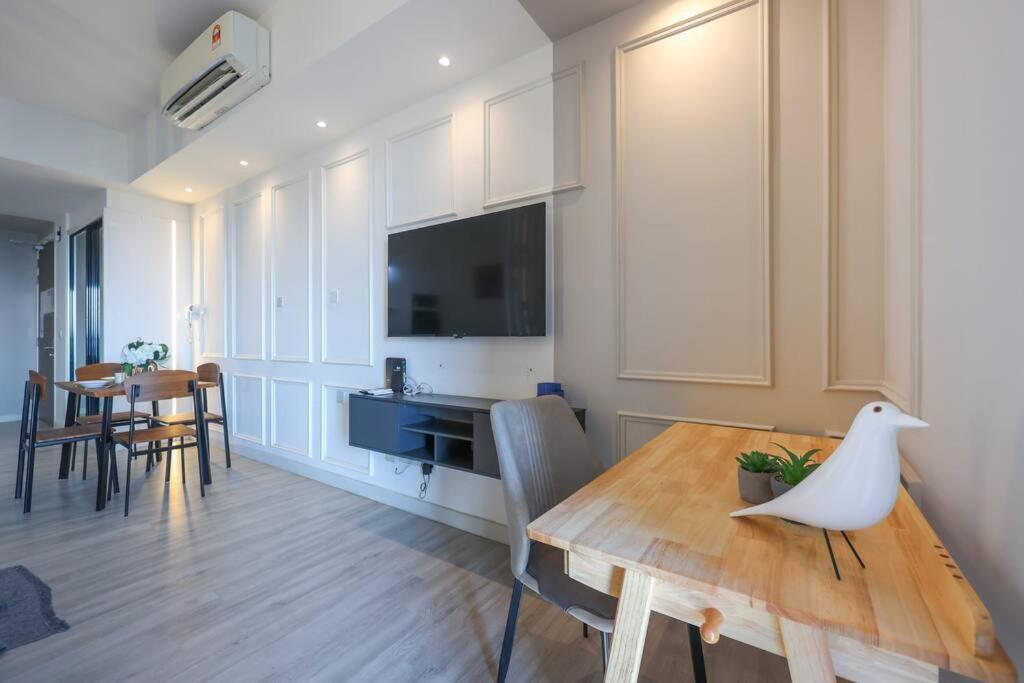 Urban KL Gem Perfect Getaway High Speed 100Mbps