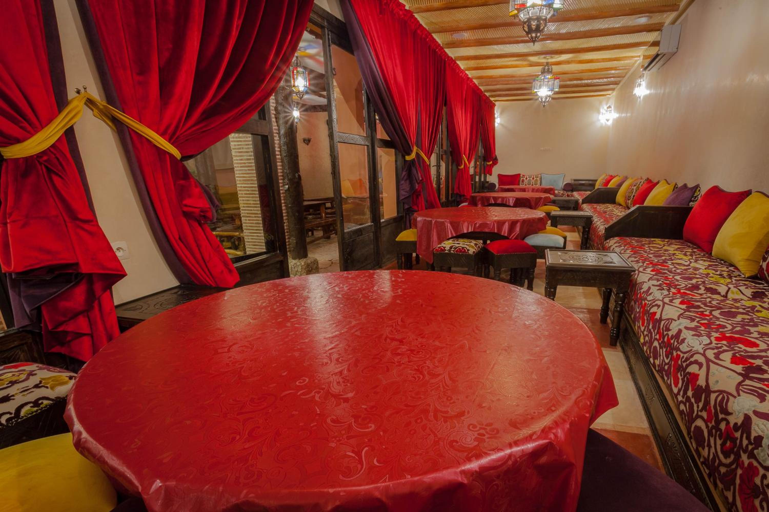 lounge