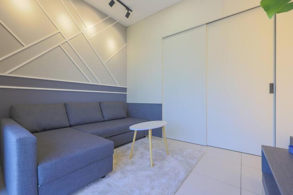 Continew TRX Corner House +2 Balconies +2 Rooms