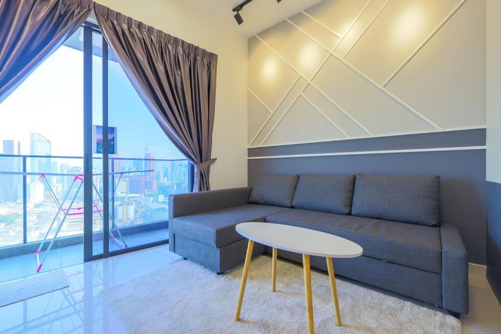 Continew TRX Corner House +2 Balconies +2 Rooms
