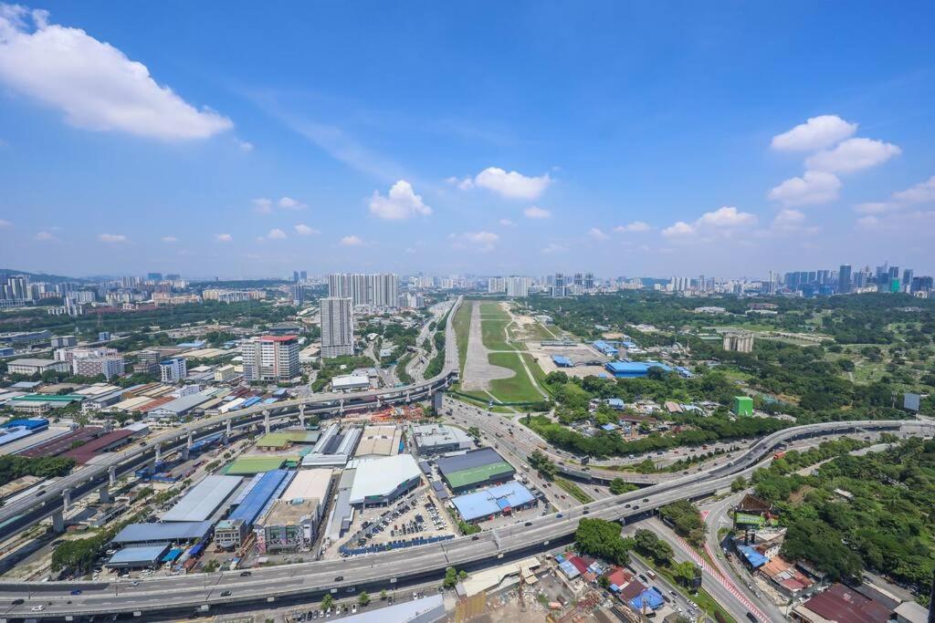 Conveniently Located Trion KL Premium Amenities