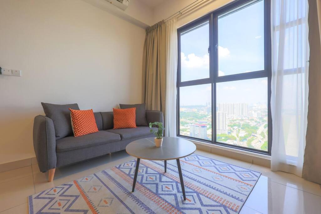 Conveniently Located Trion KL Premium Amenities