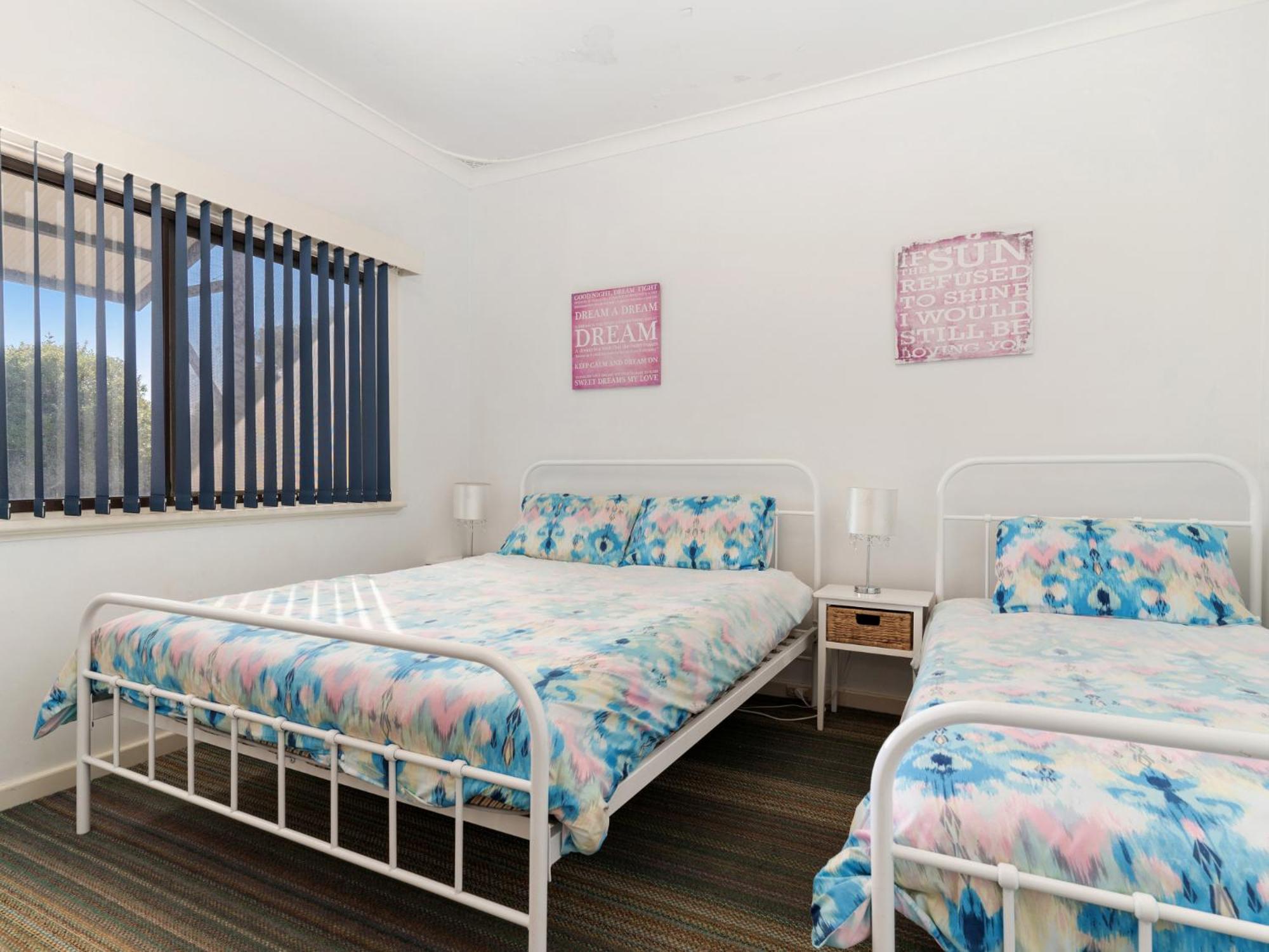 Giggles Beach House in Silver Sands