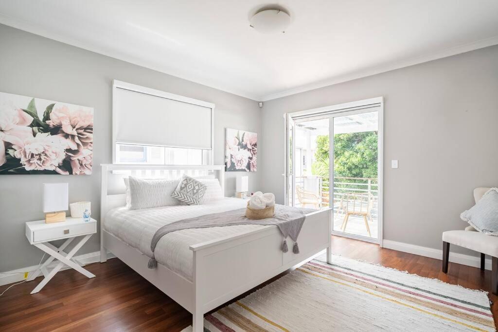 NEW furnish, 3 min SYD airport, 1 min walk beach