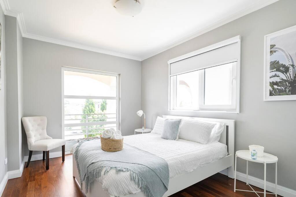 NEW furnish, 3 min SYD airport, 1 min walk beach
